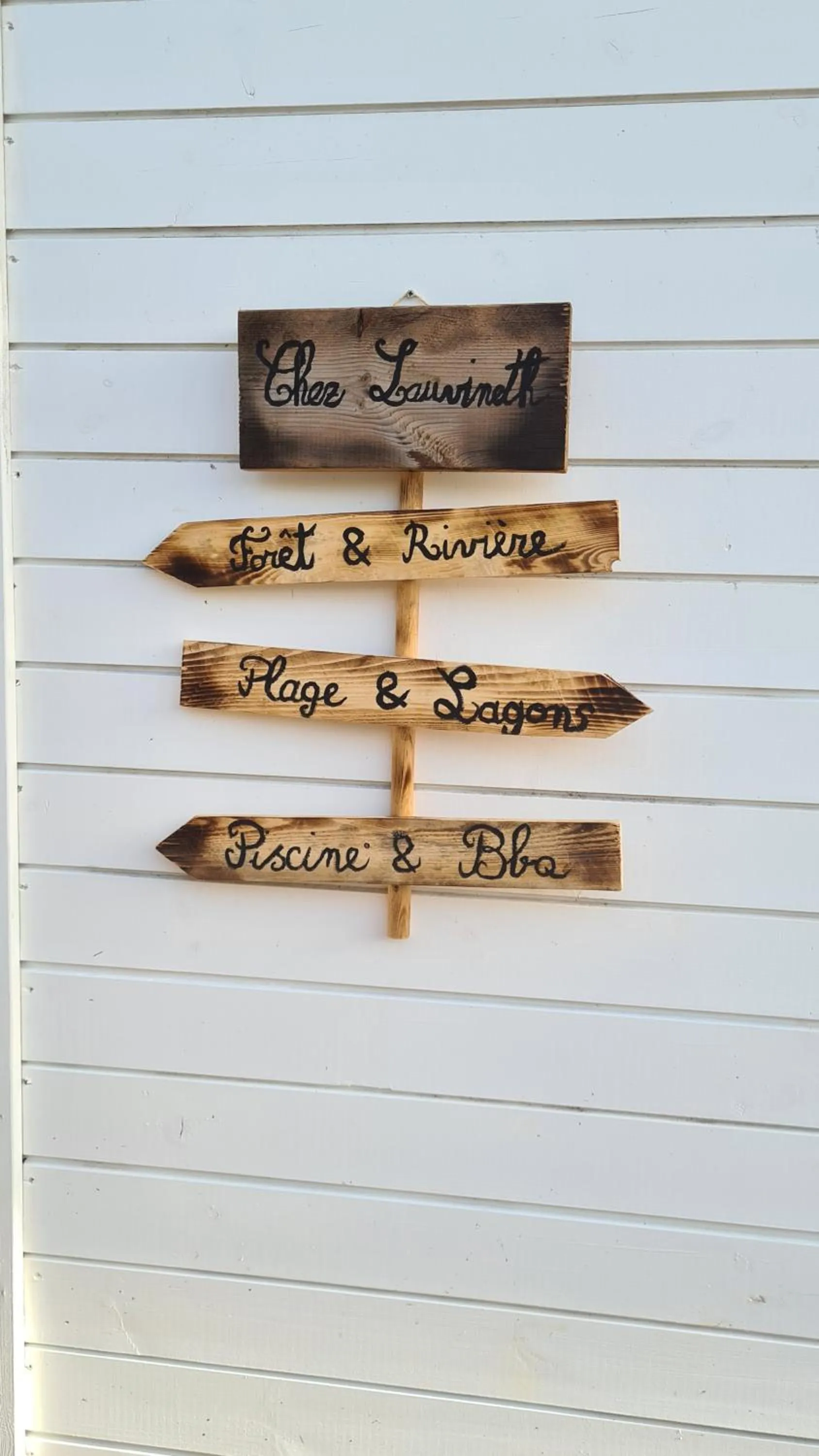 Property logo or sign in Chez Lauvineth