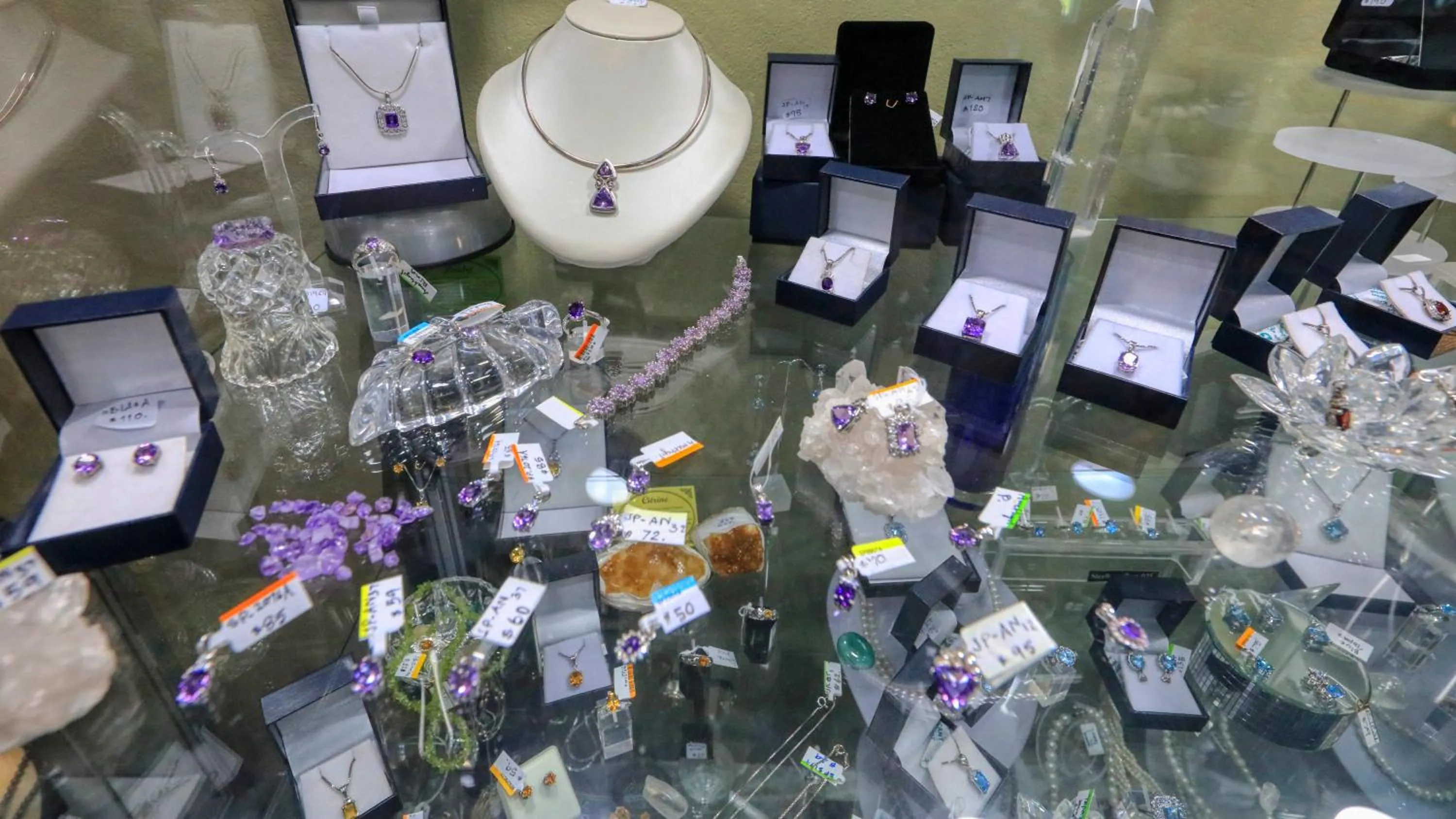 Nearby landmark in Top of the Town Motel