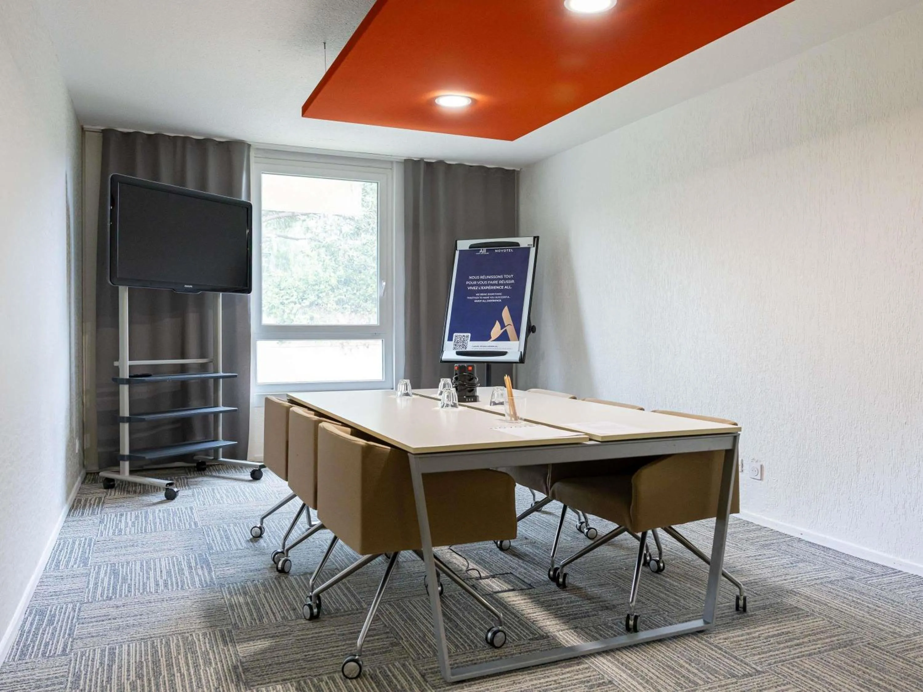 Meeting/conference room in Novotel Narbonne Sud A9/A61