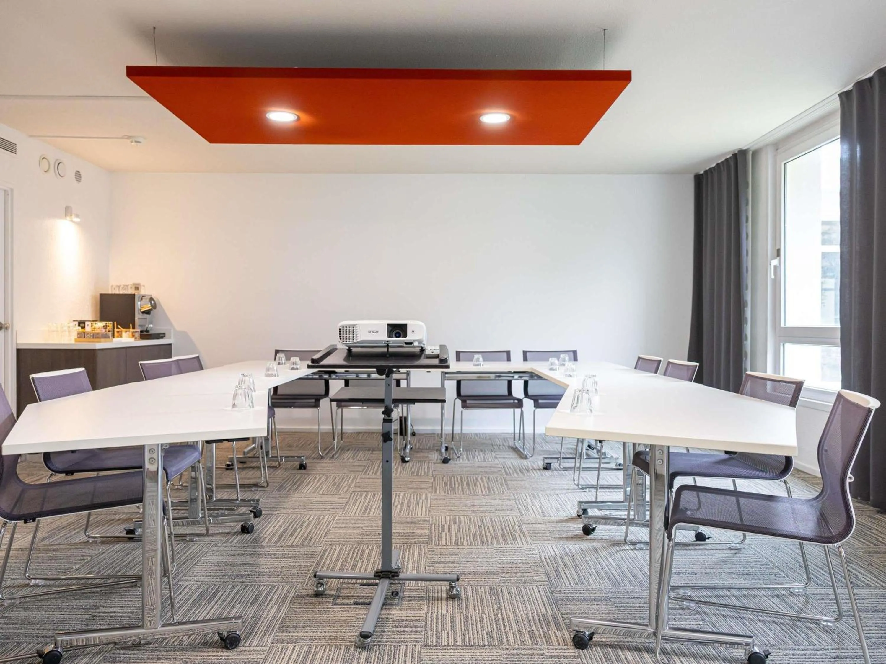 Meeting/conference room in Novotel Narbonne Sud A9/A61