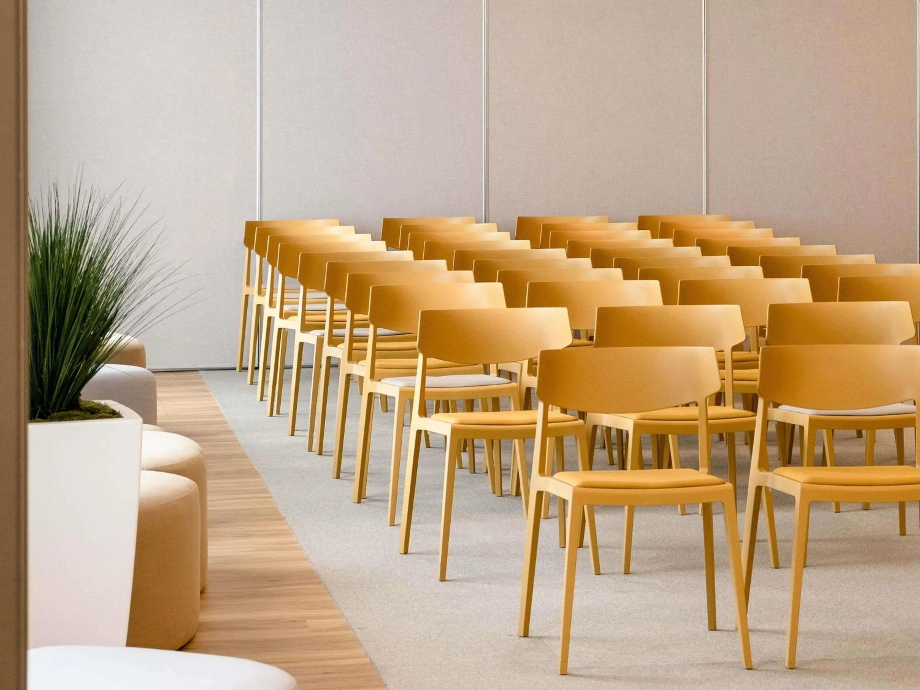 Meeting/conference room in Novotel Narbonne Sud A9/A61