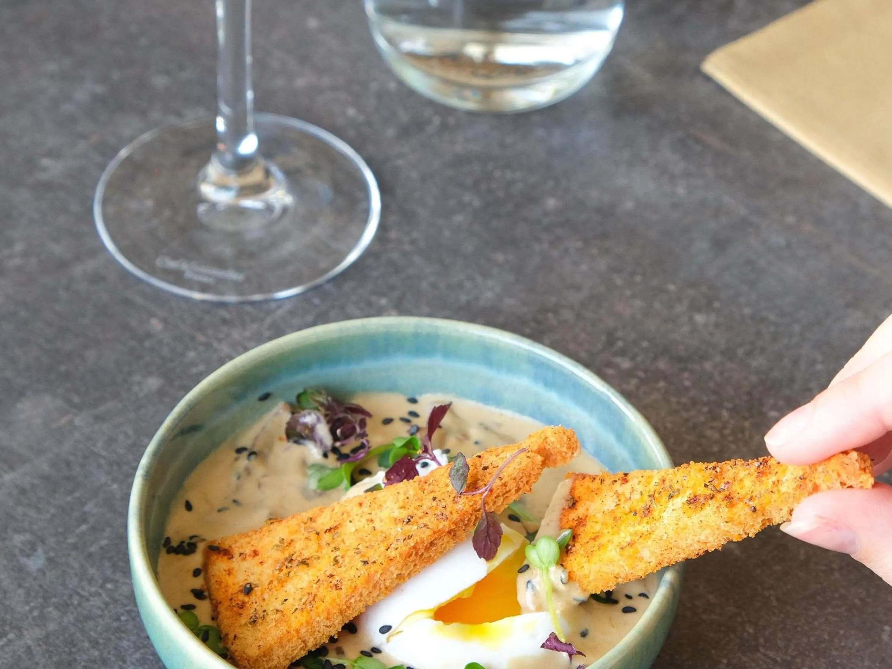 Restaurant/places to eat in Novotel Narbonne Sud A9/A61