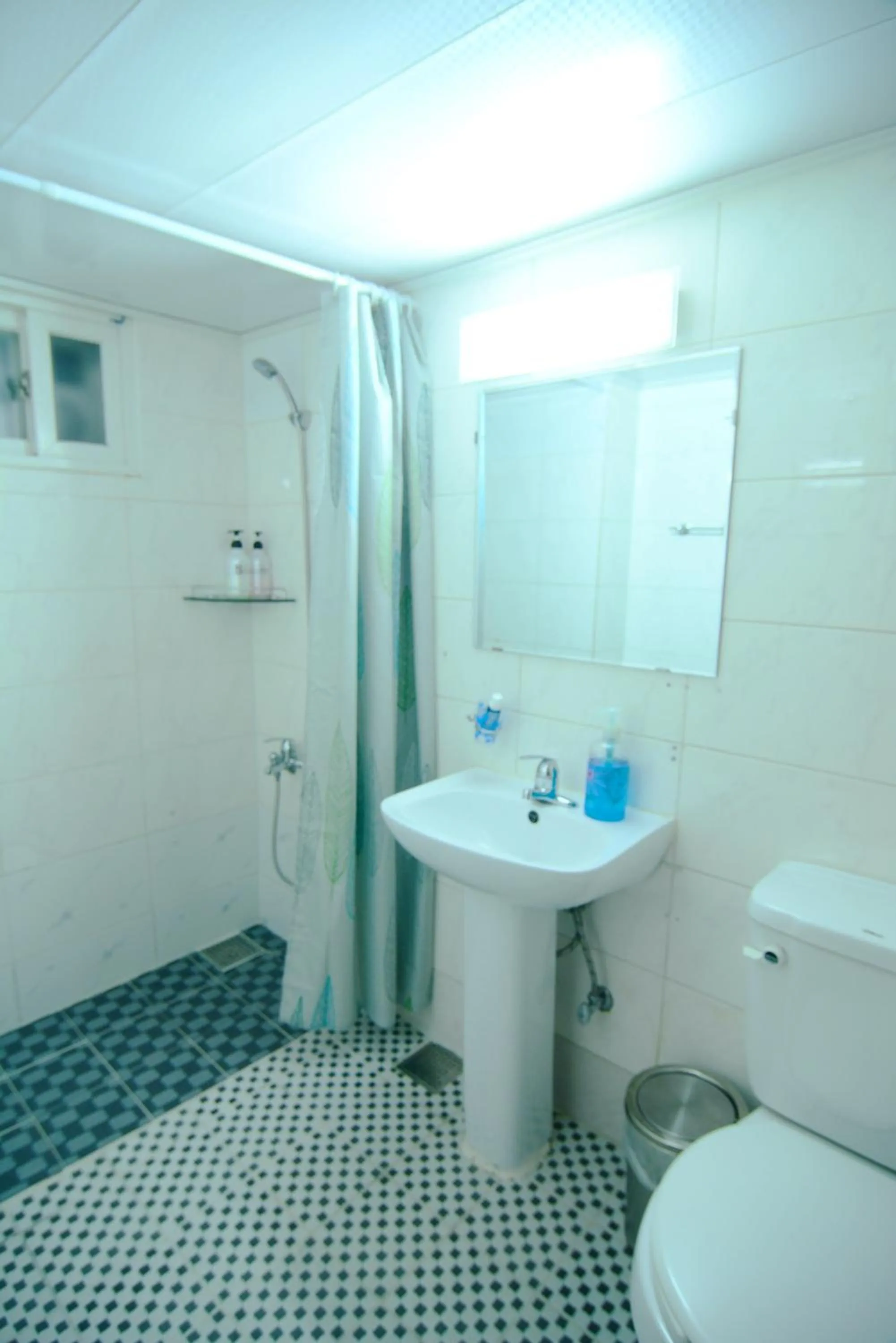 Bathroom in Insadong Hostel
