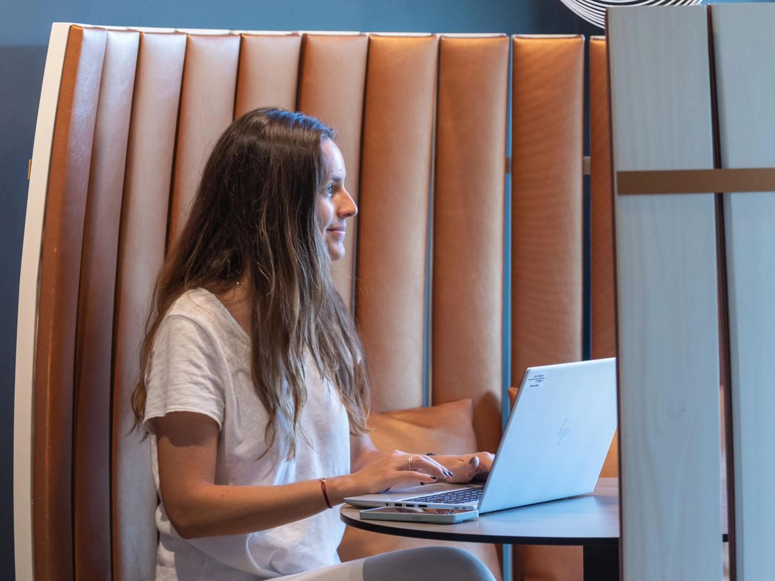 Lobby or reception in Novotel Bordeaux Mérignac