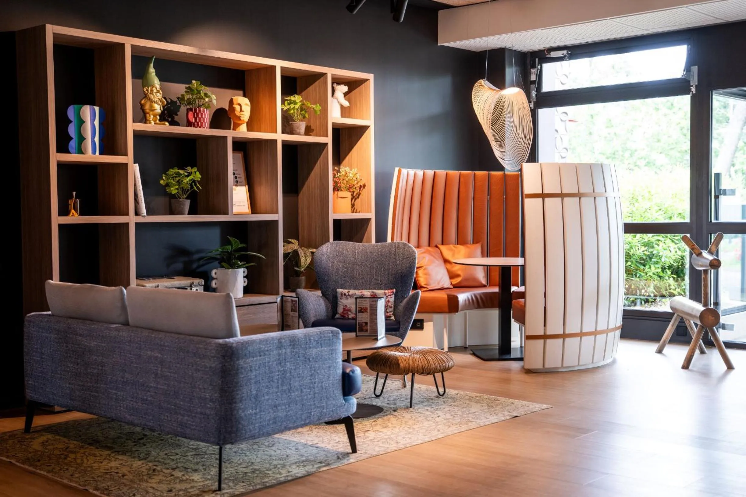 Lobby or reception in Novotel Bordeaux Mérignac