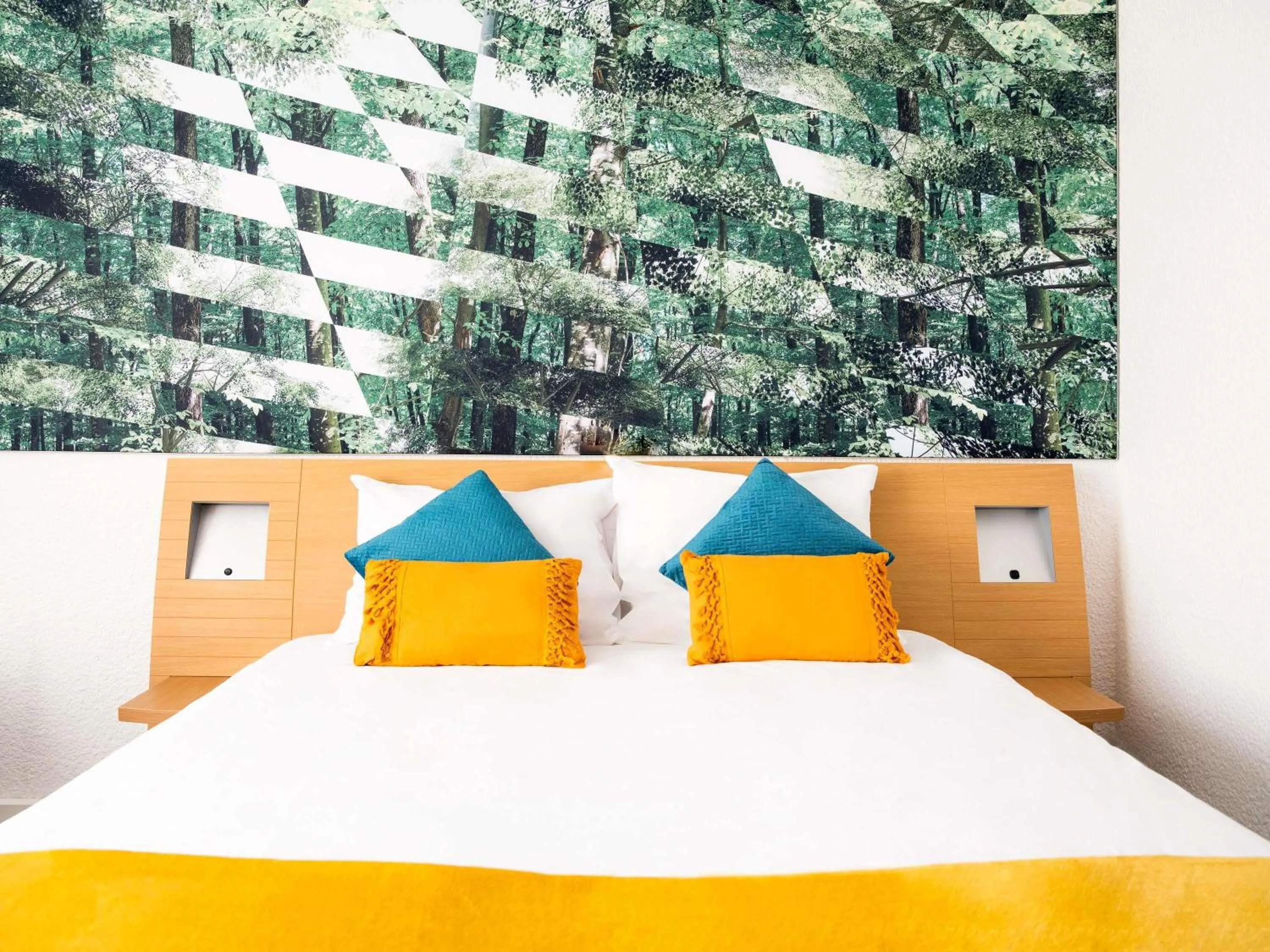 Other, Bed in Novotel Bordeaux Mérignac