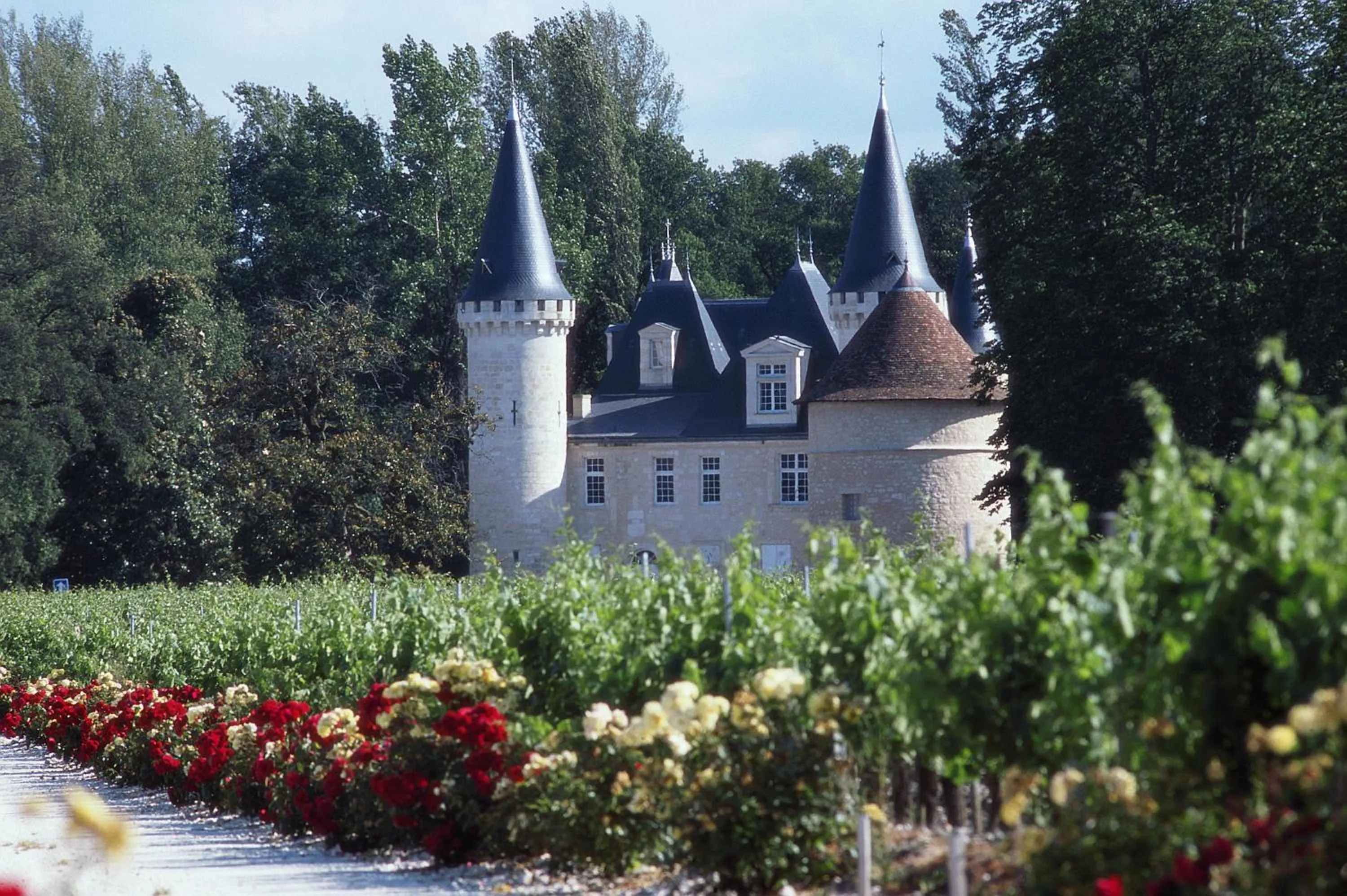 Nearby landmark in Novotel Bordeaux Mérignac