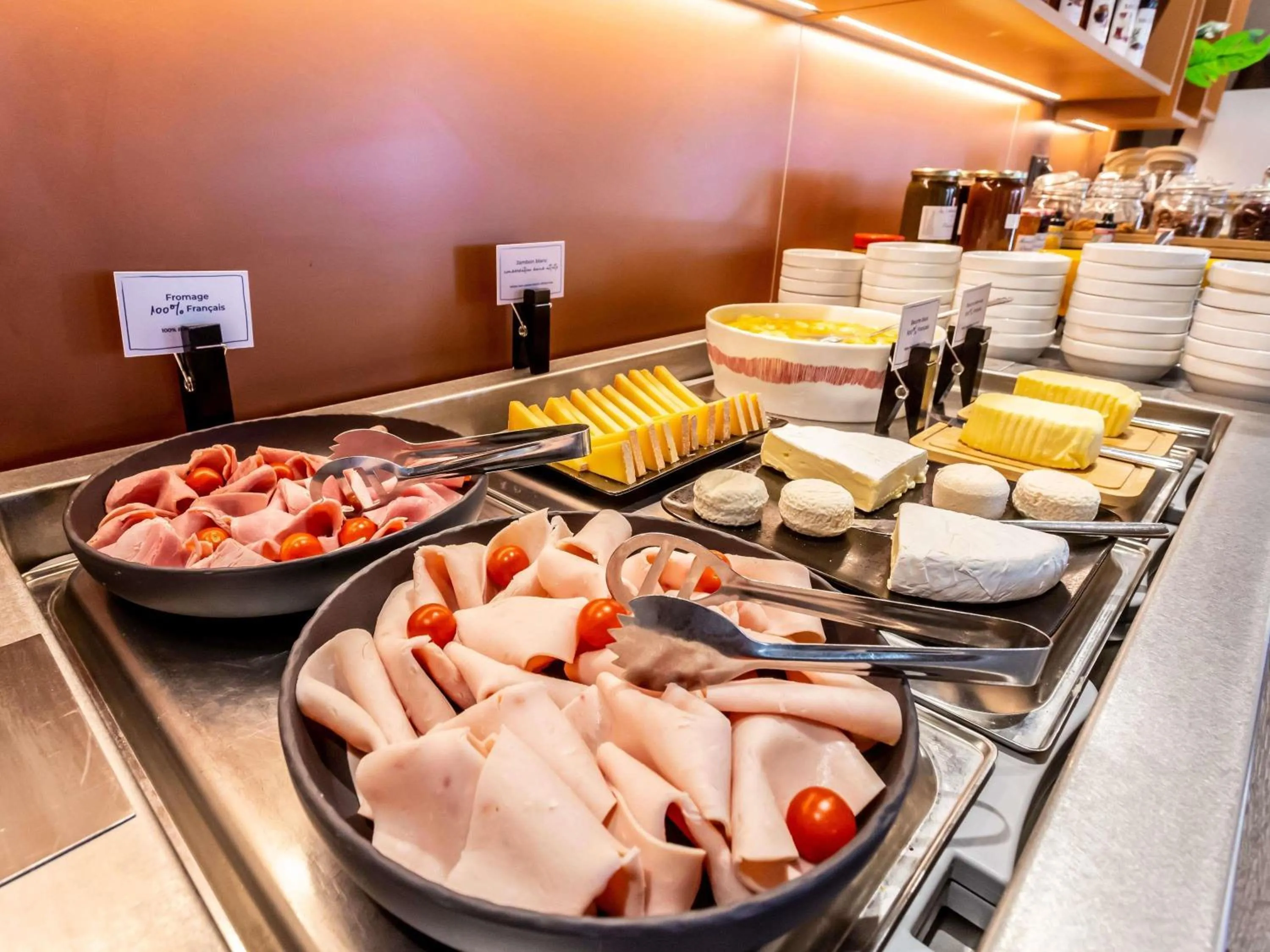 Breakfast in Novotel Bourges