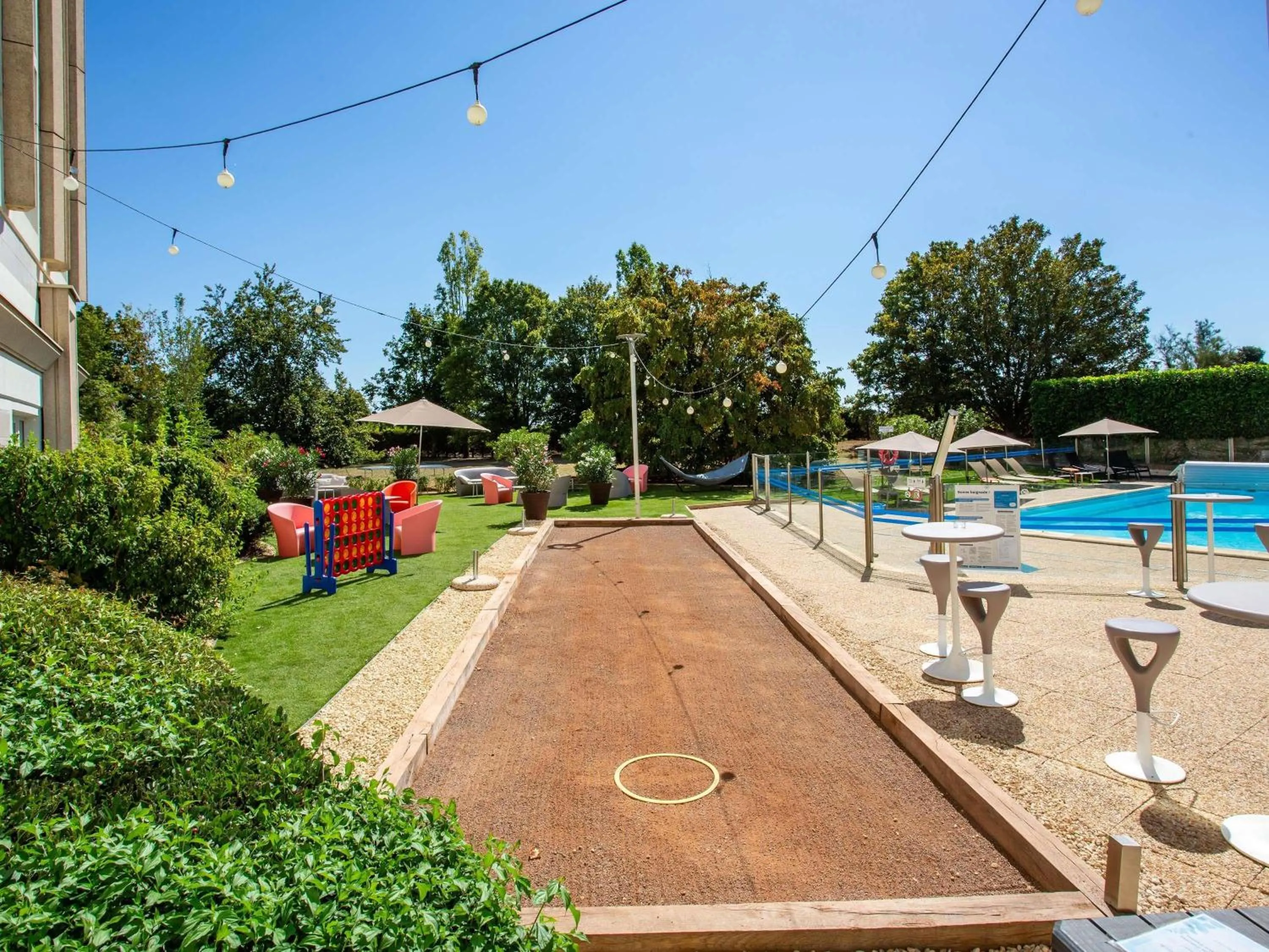 Property building in Novotel Bourges