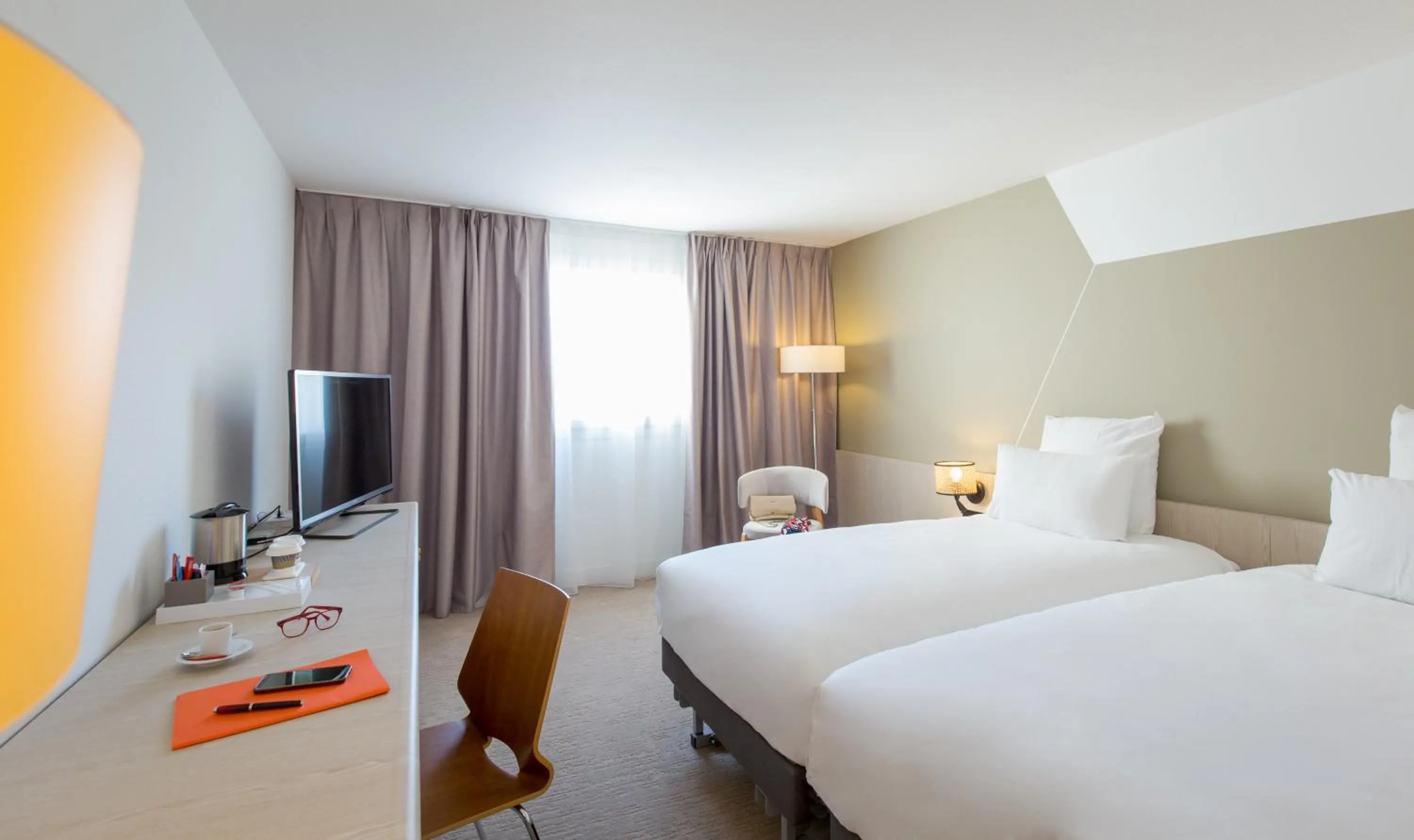 Bed in Mercure Cannes Mandelieu