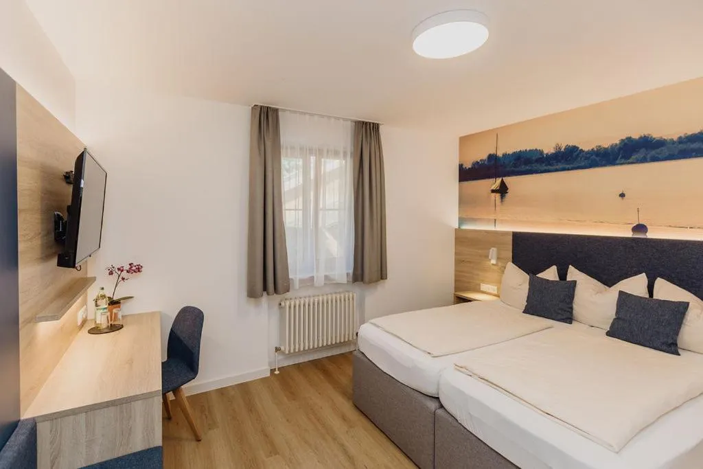 Photo of the whole room, Bed in Hotel Landgasthof Schöntag