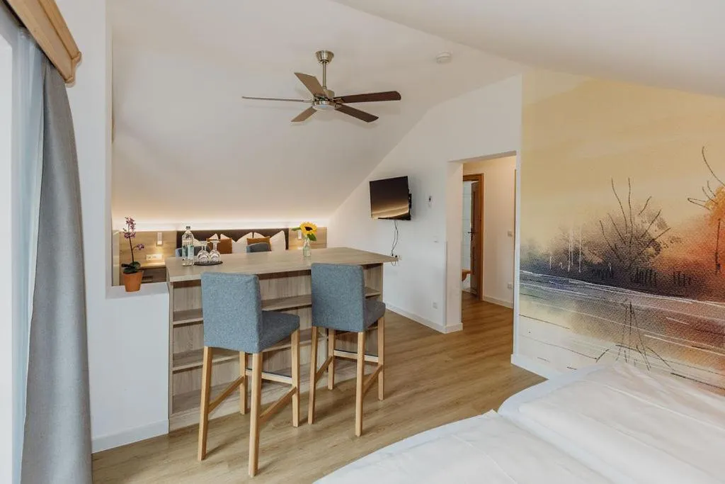 Photo of the whole room in Hotel Landgasthof Schöntag