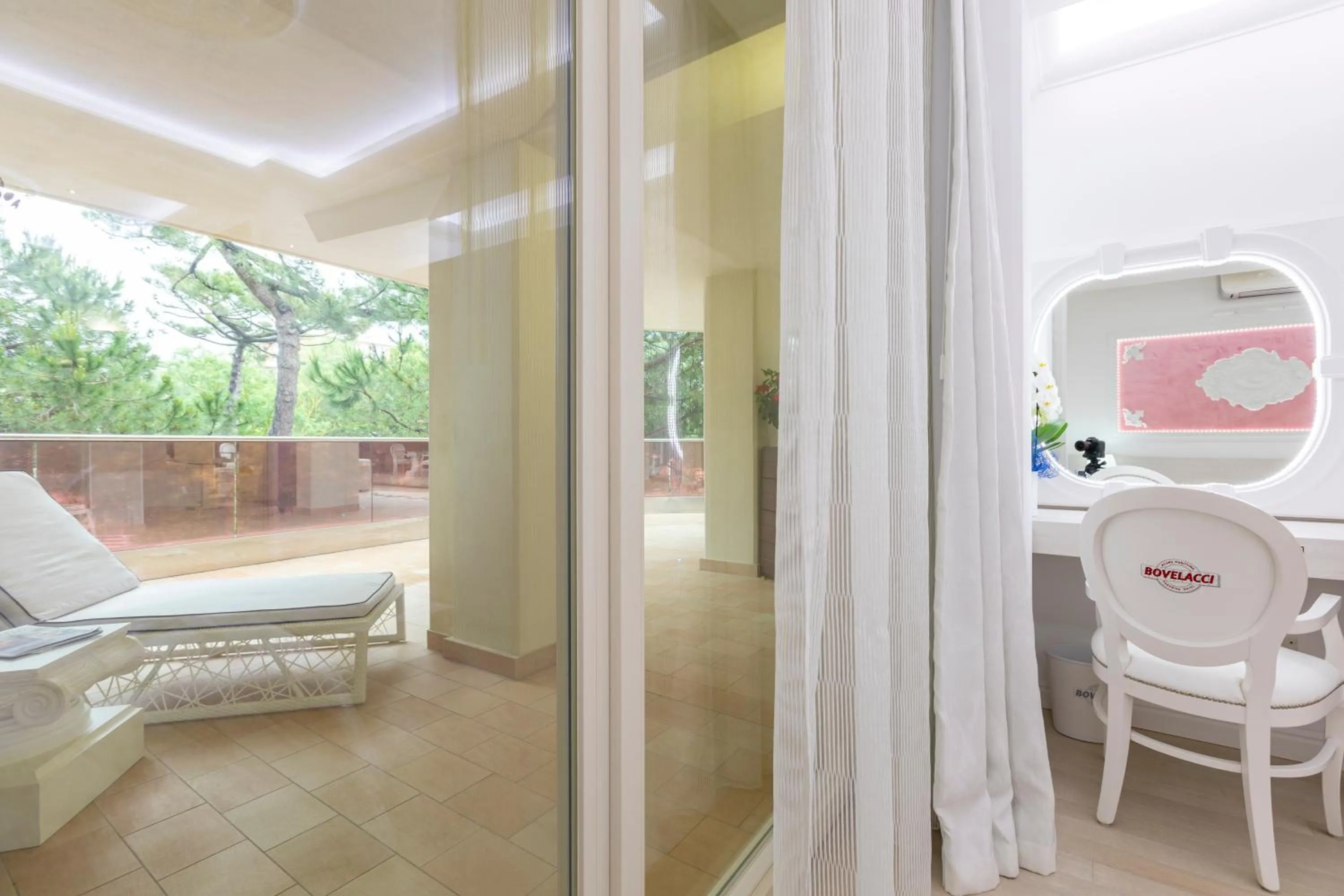 Bed in Boutique Hotel Paradiso Bovelacci