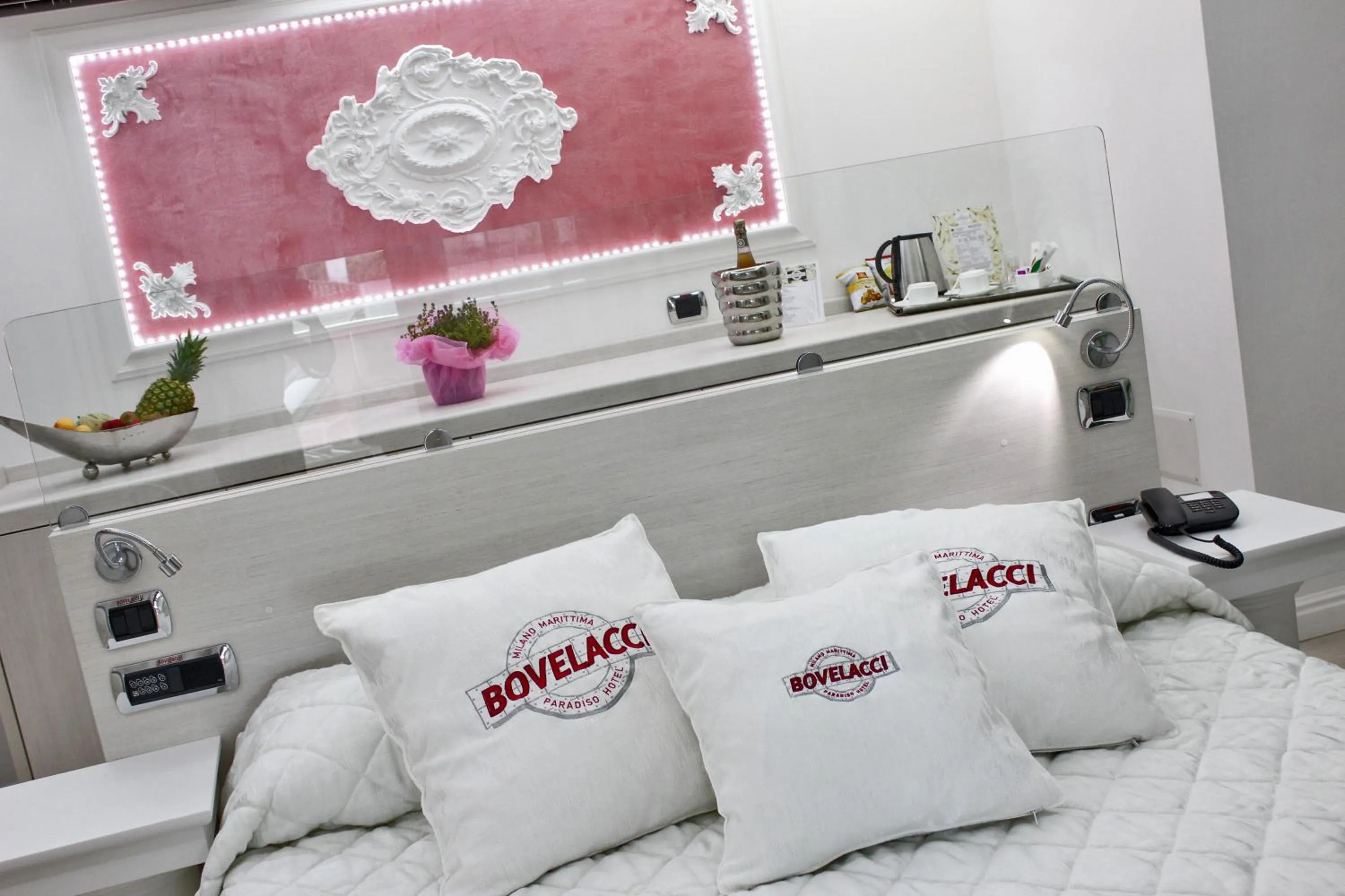 Property logo or sign in Boutique Hotel Paradiso Bovelacci