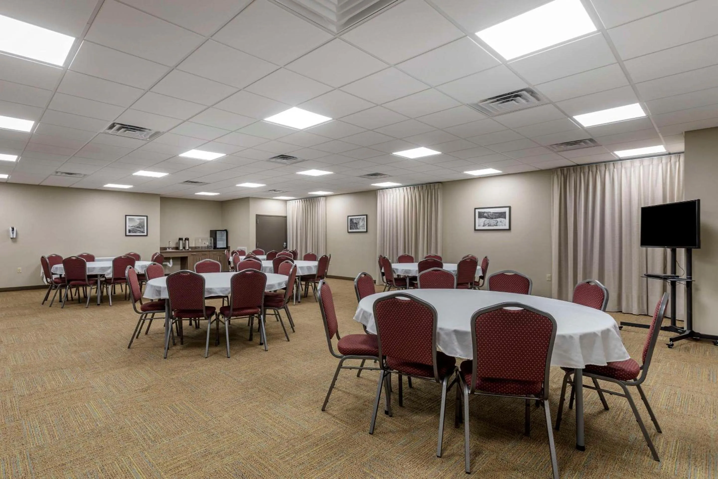 Meeting/conference room in MainStay Suites Bowling Green North