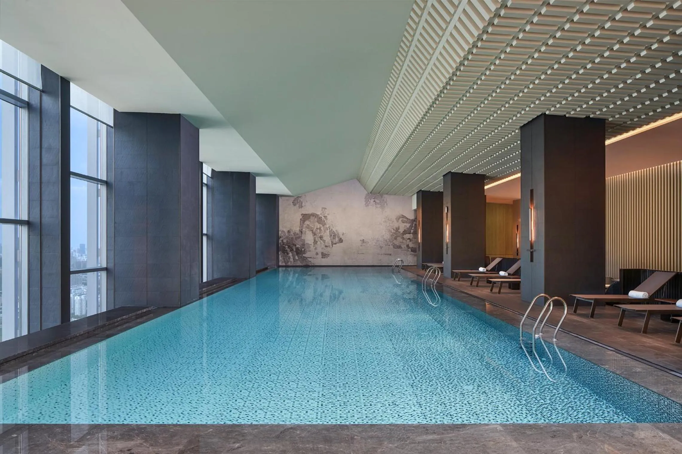 Swimming pool in Grand Hyatt Hefei