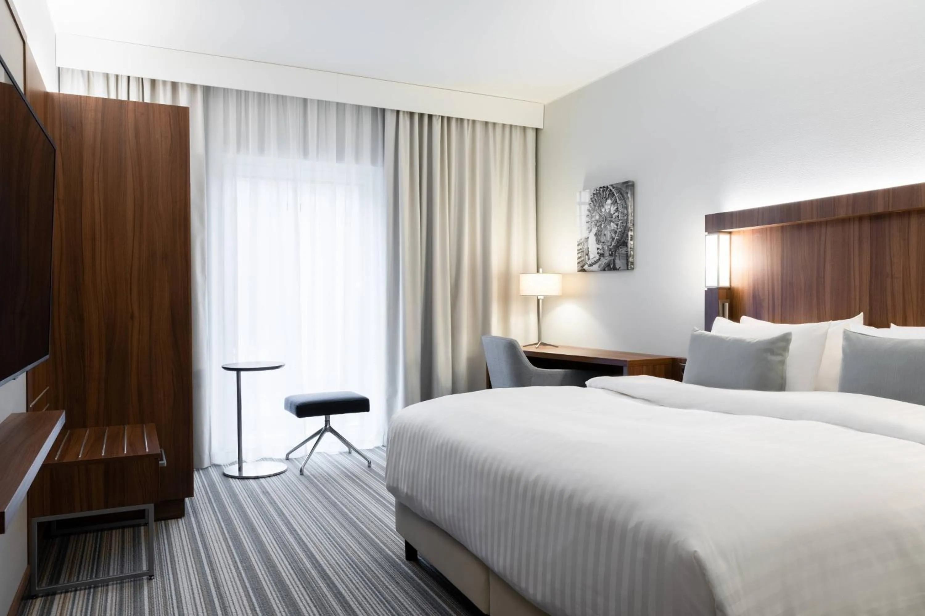 Photo of the whole room, Bed in Courtyard Tampere City