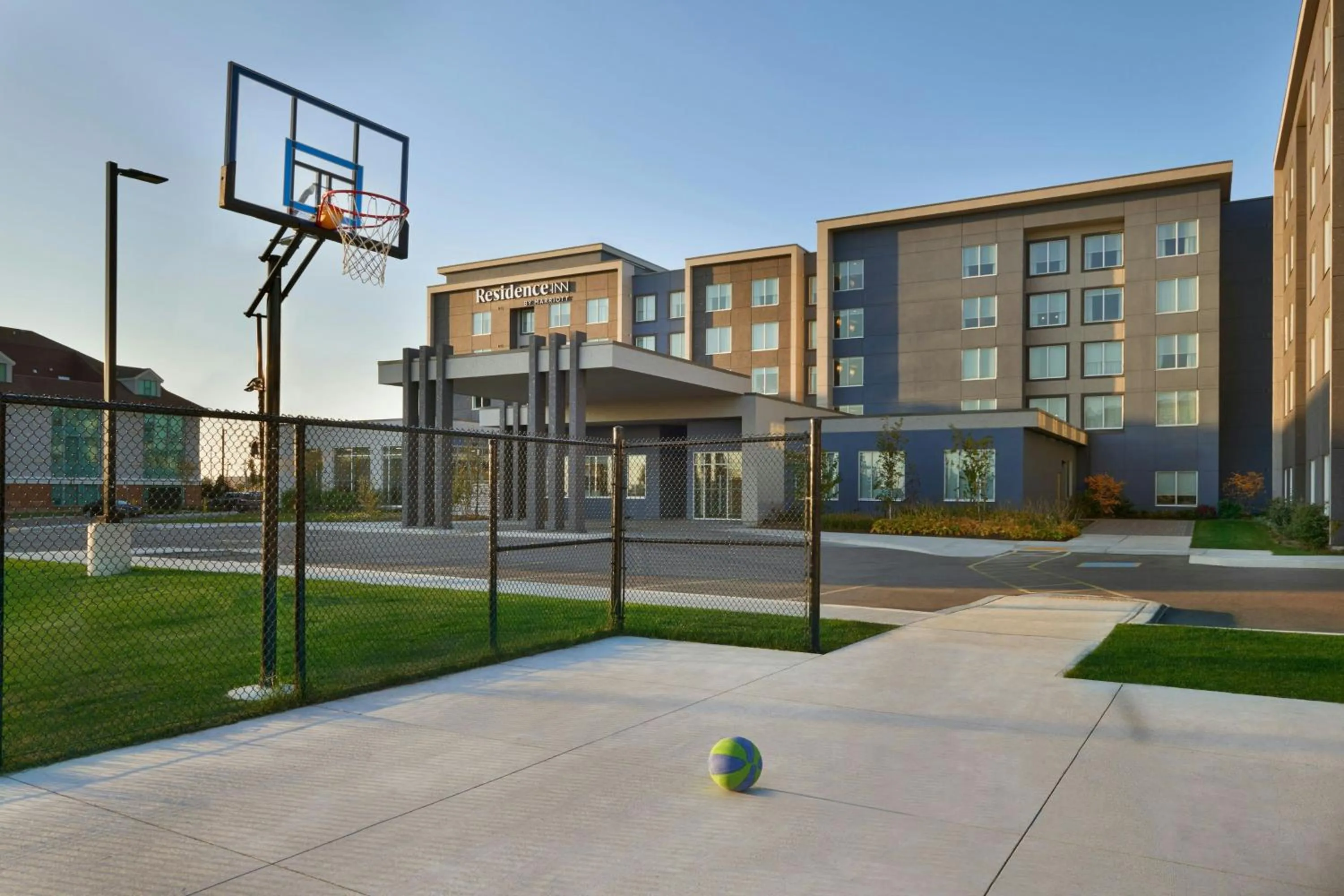 Area and facilities in Residence Inn by Marriott Toronto Mississauga Southwest