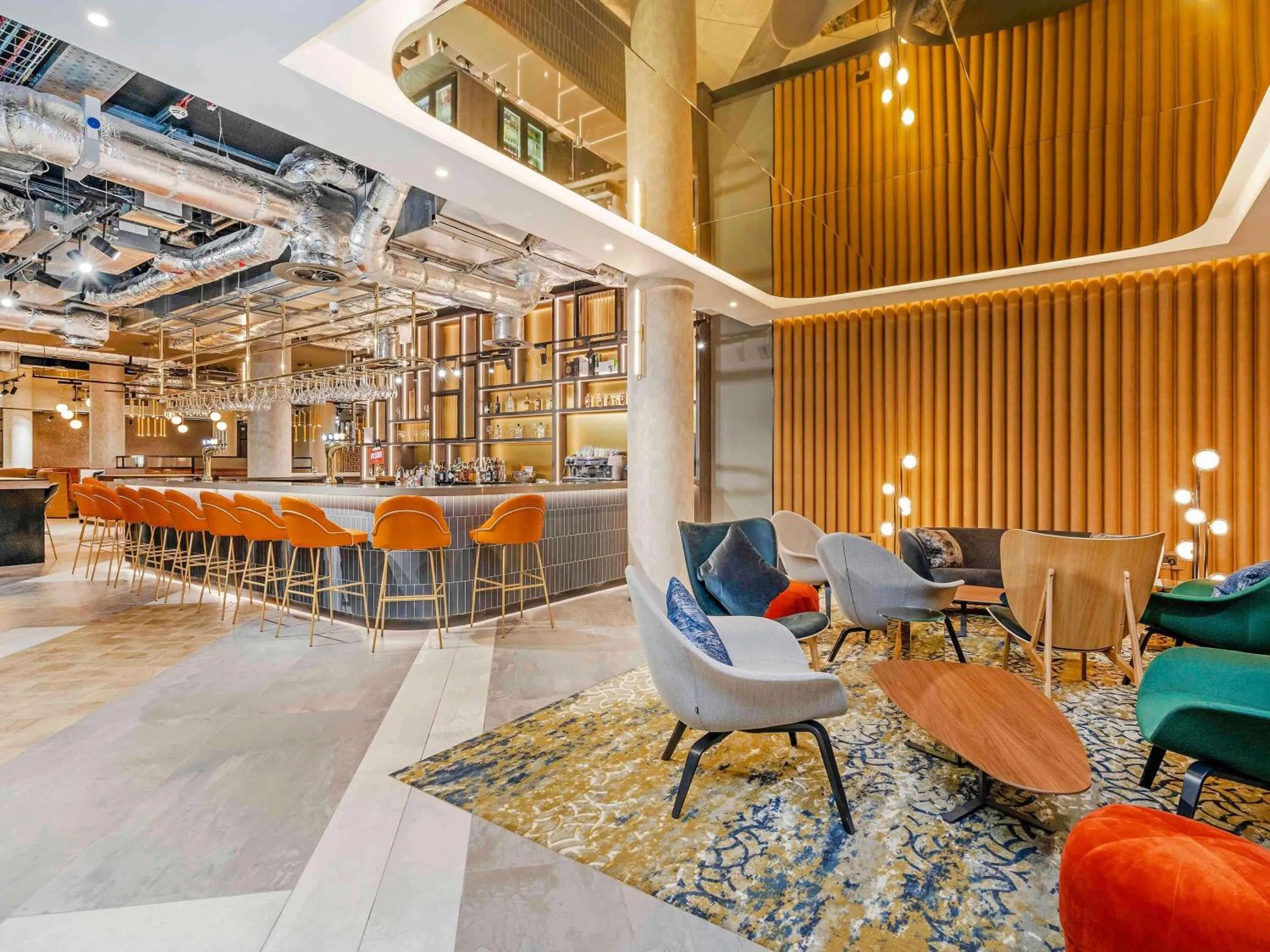 Lounge or bar in Novotel Leicester