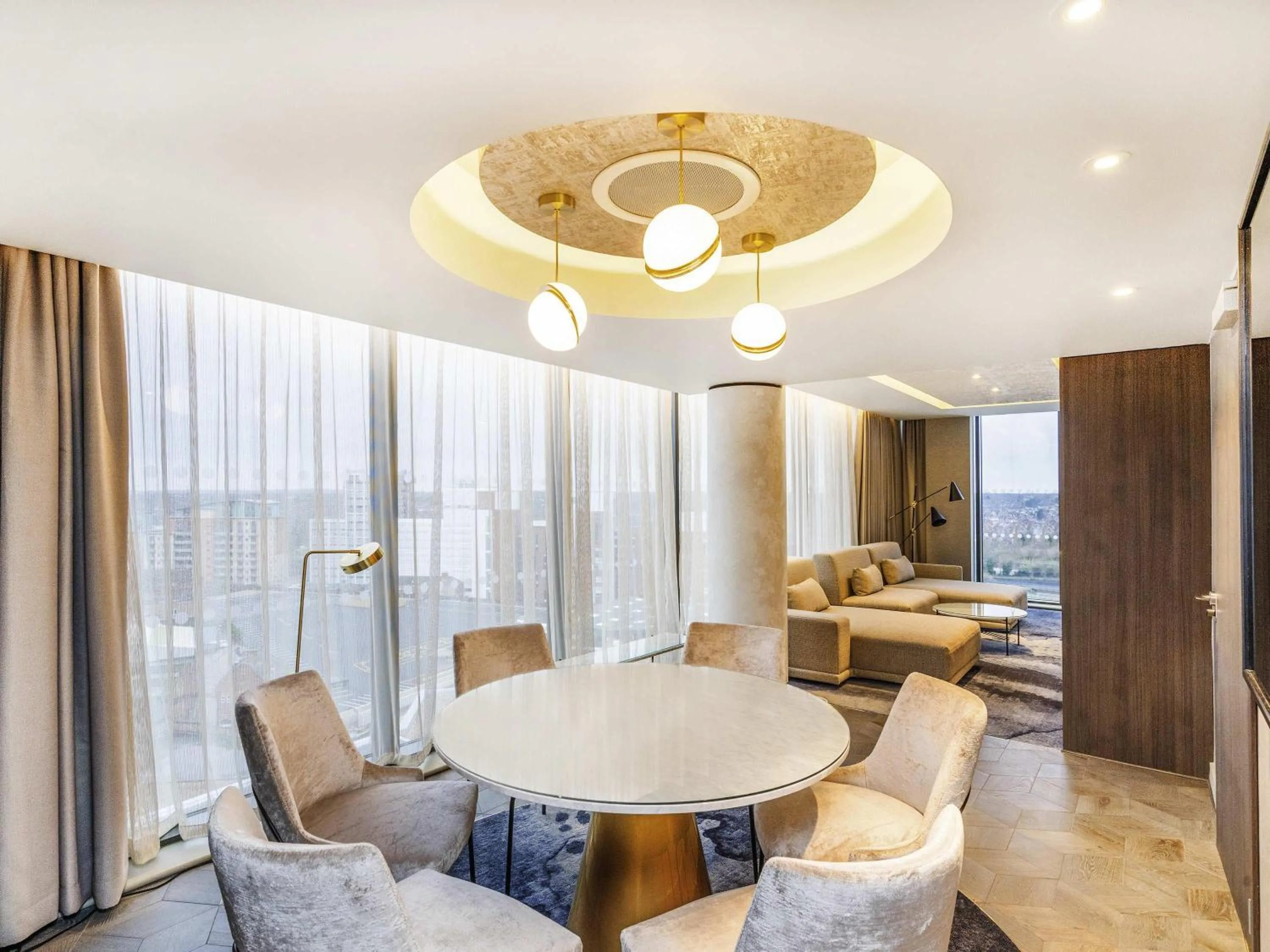 Bedroom in Novotel Leicester