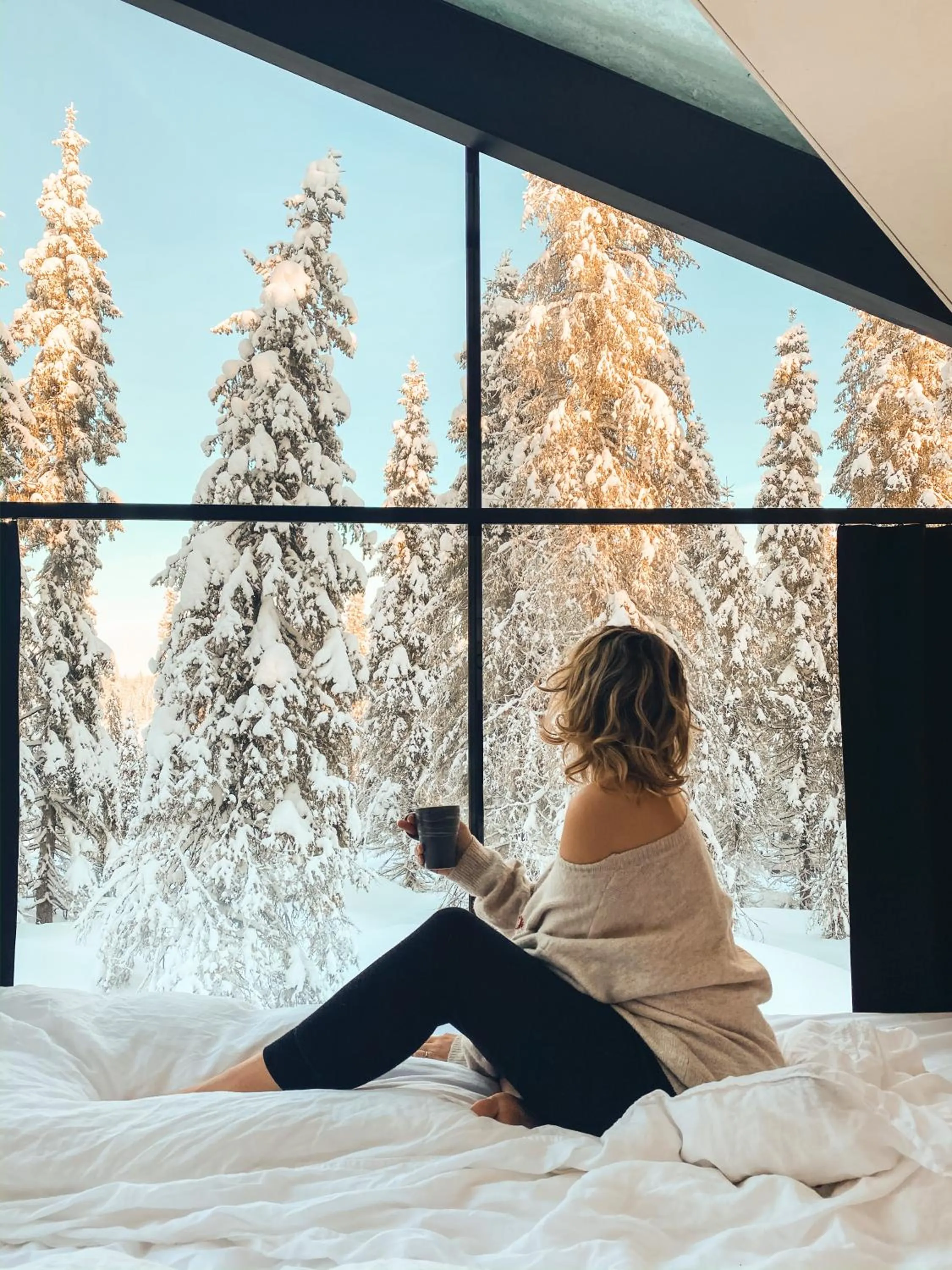 Bed in Magical Pond Nature Igloos