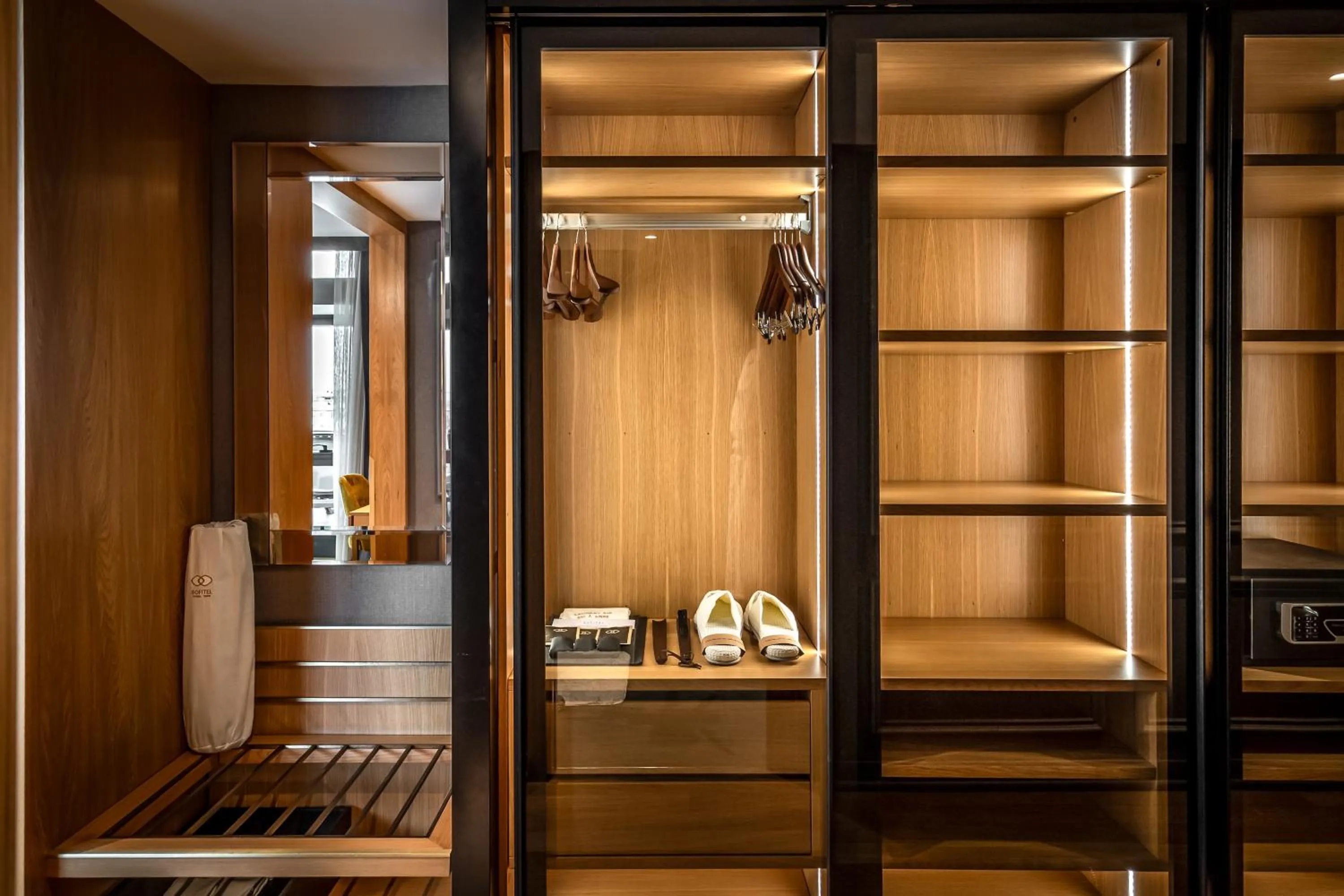 wardrobe in Sofitel Istanbul Taksim