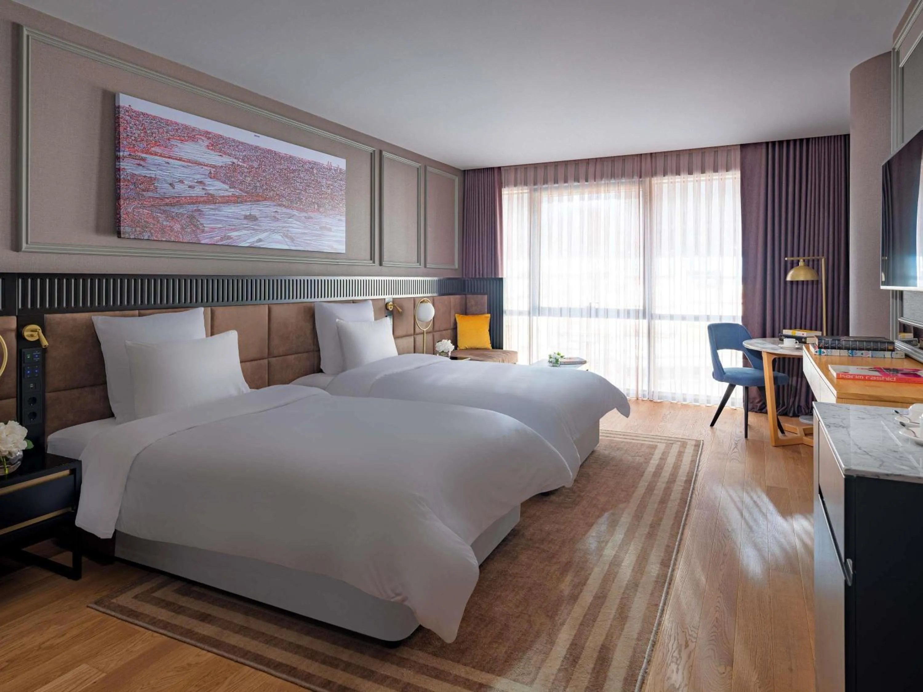 Bedroom, Bed in Sofitel Istanbul Taksim