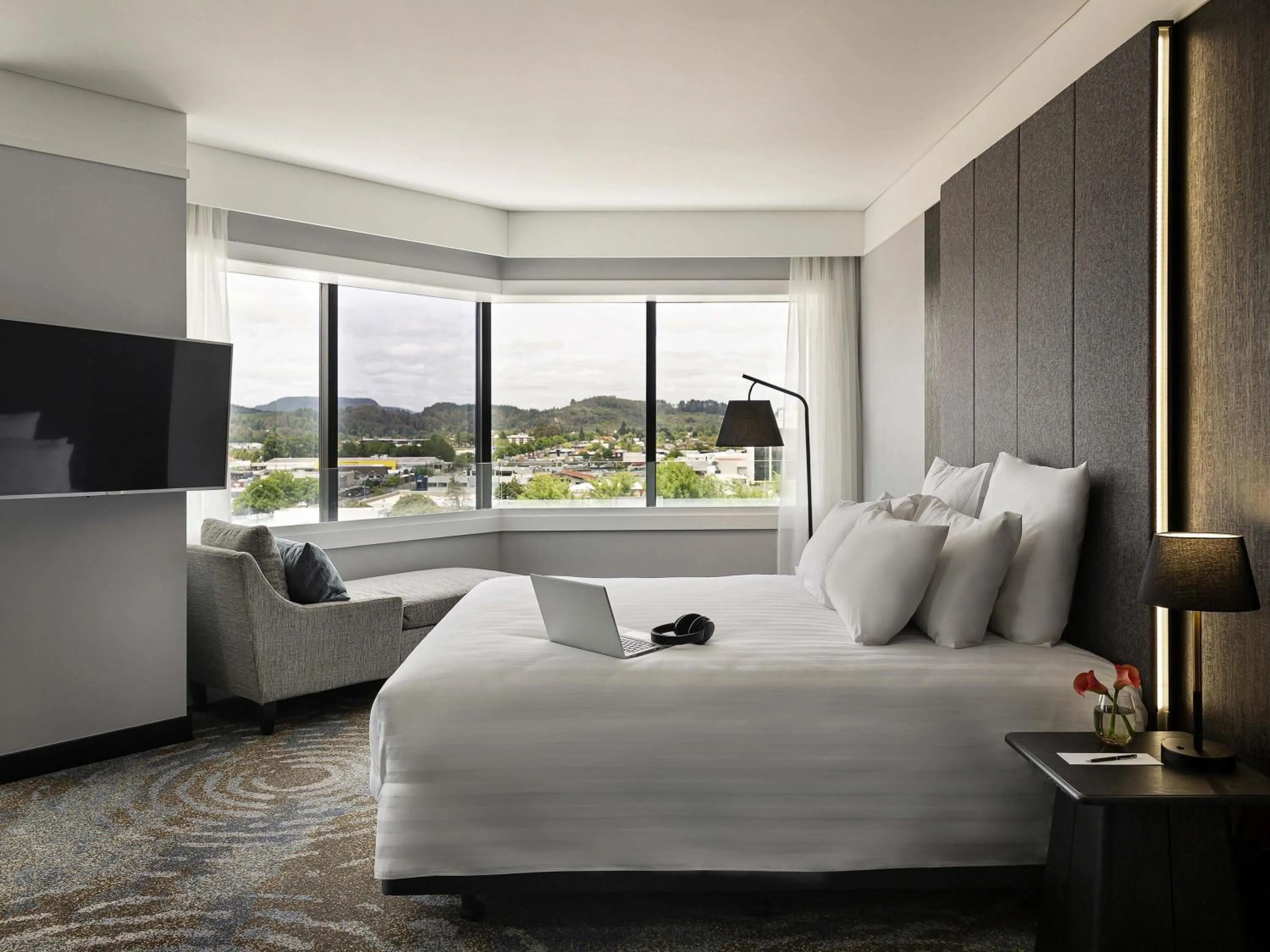 Bedroom, Bed in Pullman Rotorua