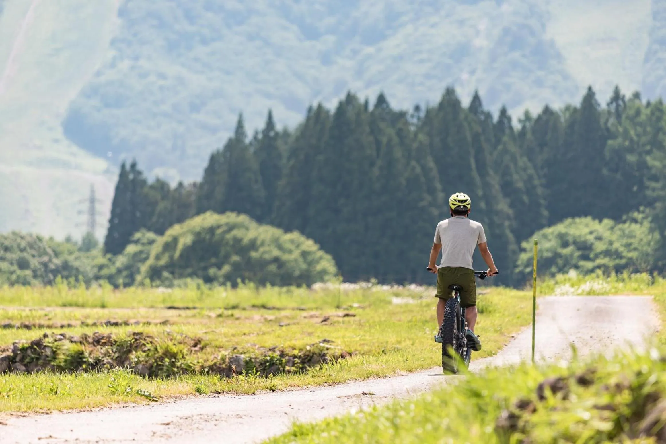 Cycling in UNPLAN Village Hakuba