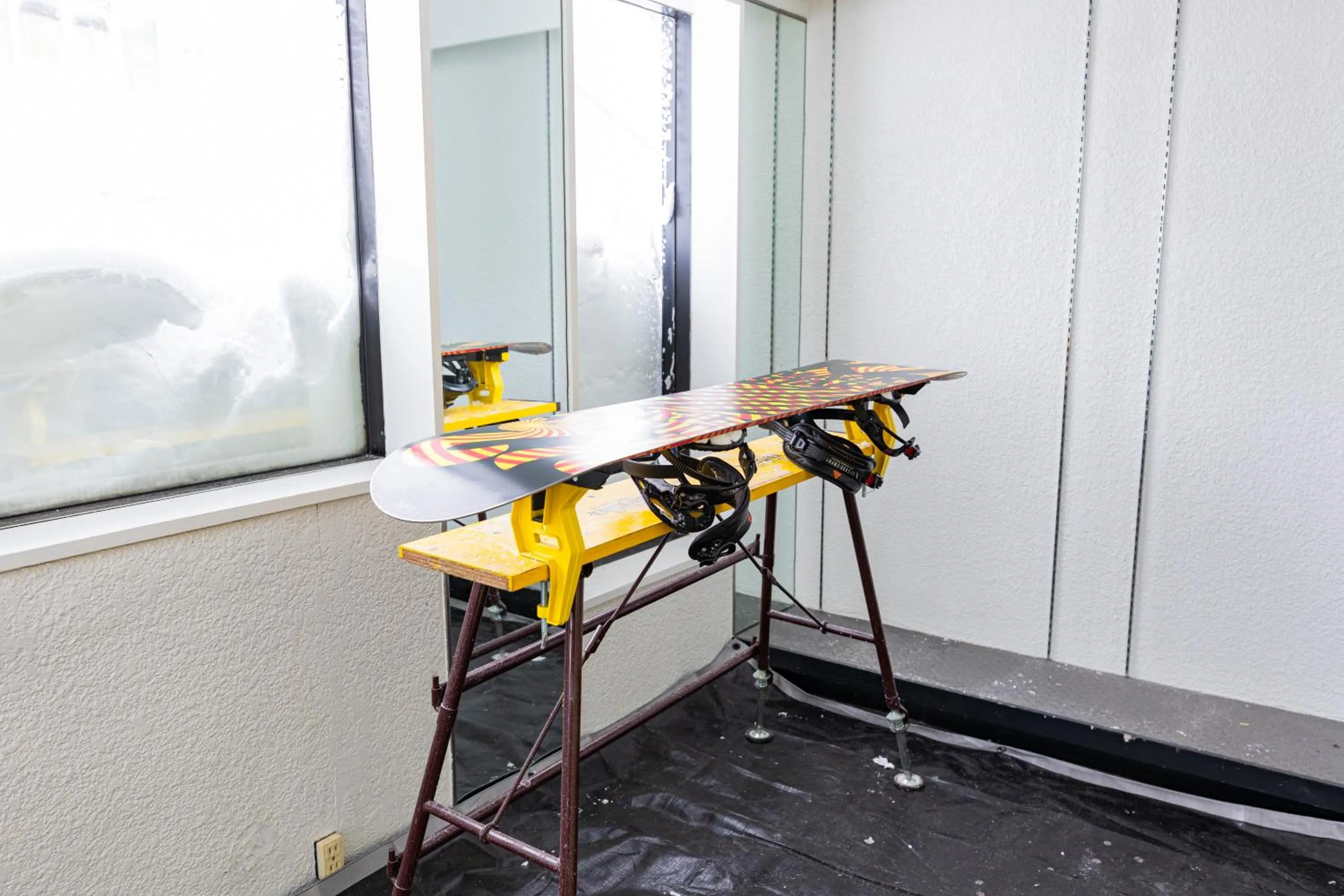 Skiing in UNPLAN Village Hakuba