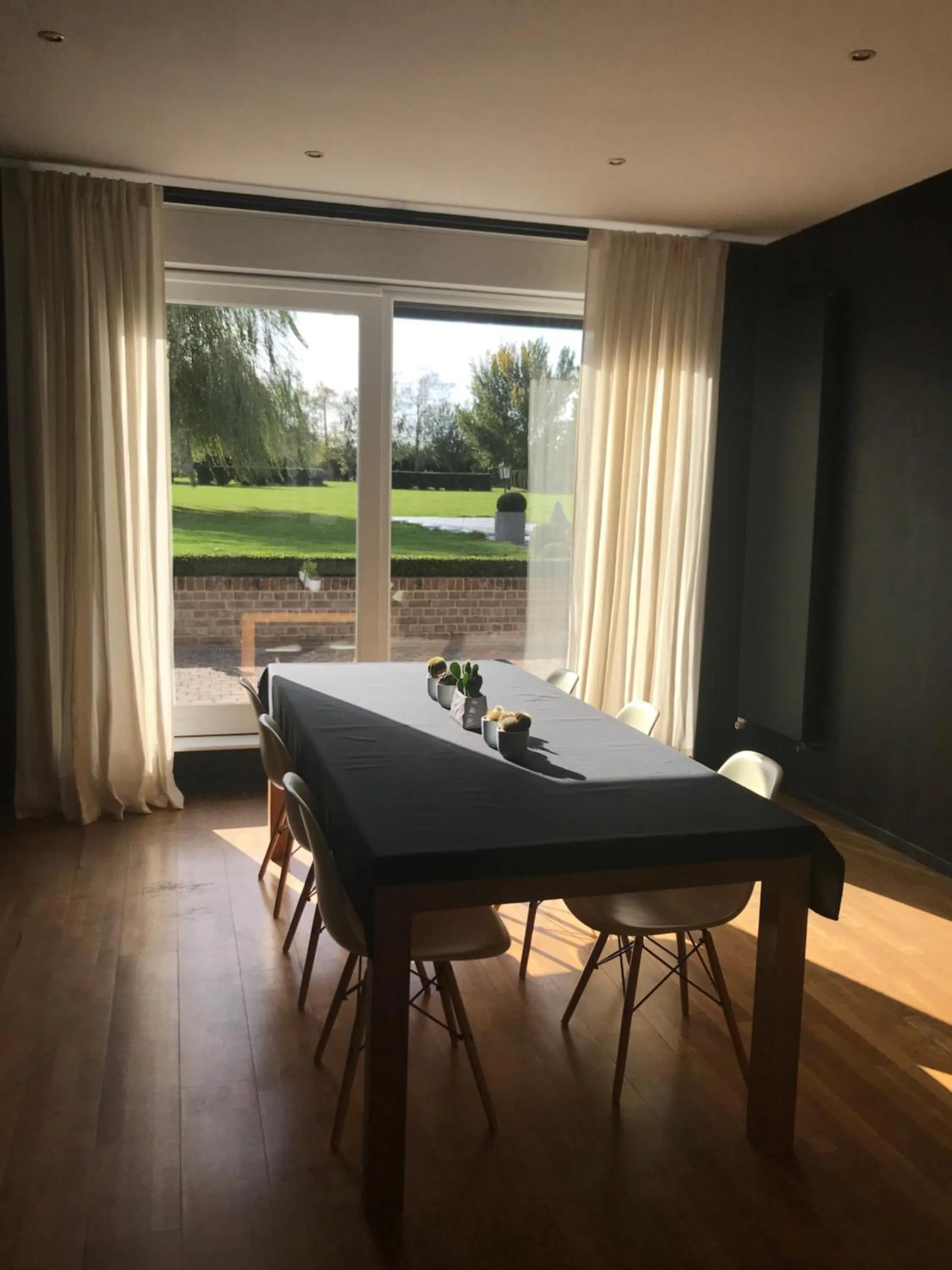 Dining area in Chambres d'Hôtes La Parenthèse