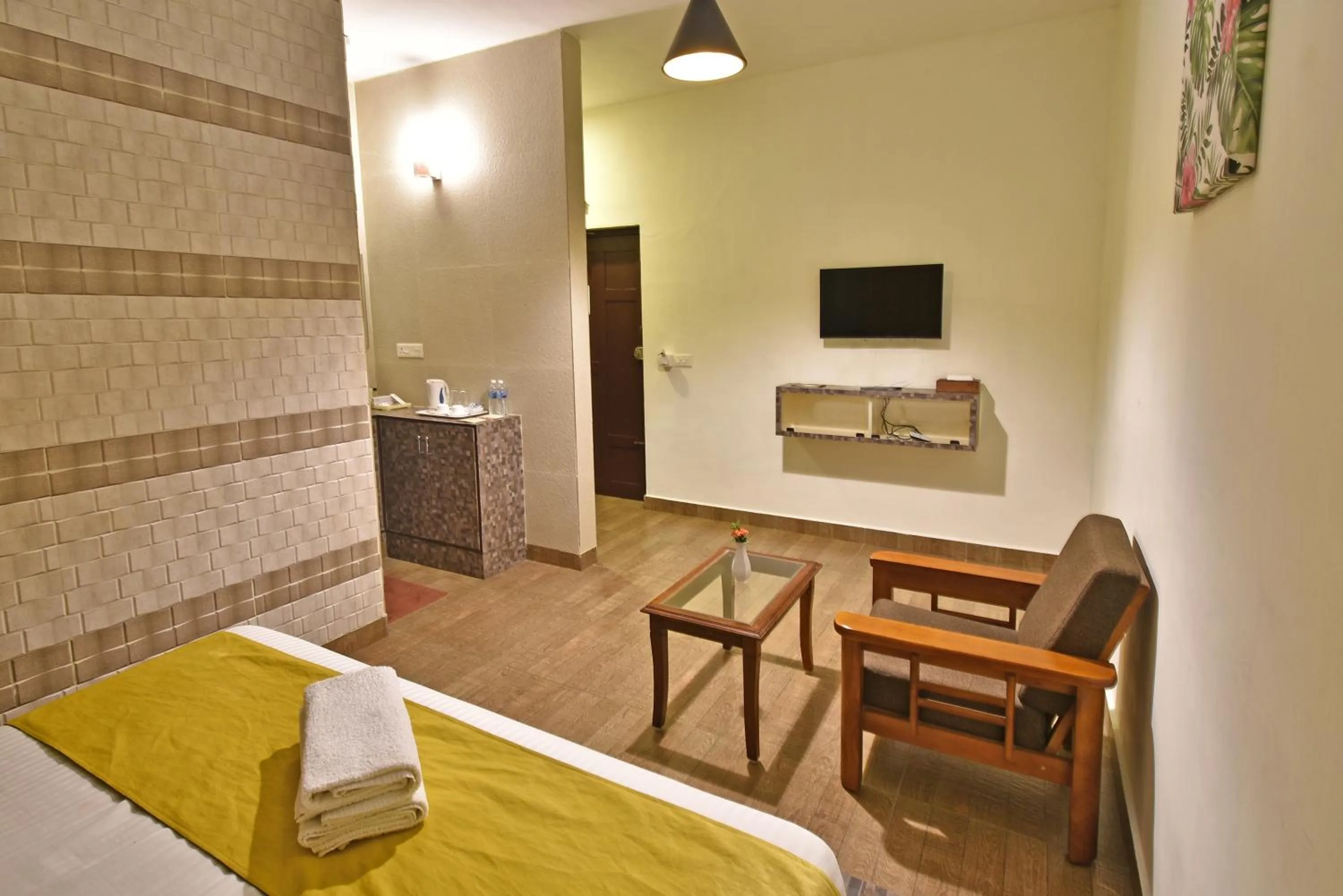 Bedroom, Bed in Poppys Olive de' villa