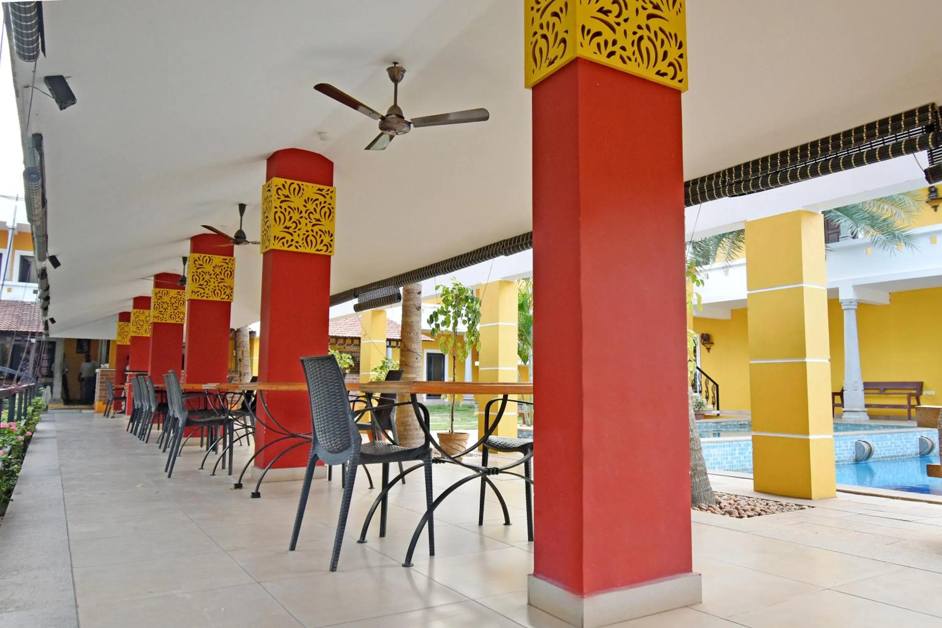 Restaurant/places to eat in Poppys Olive de' villa