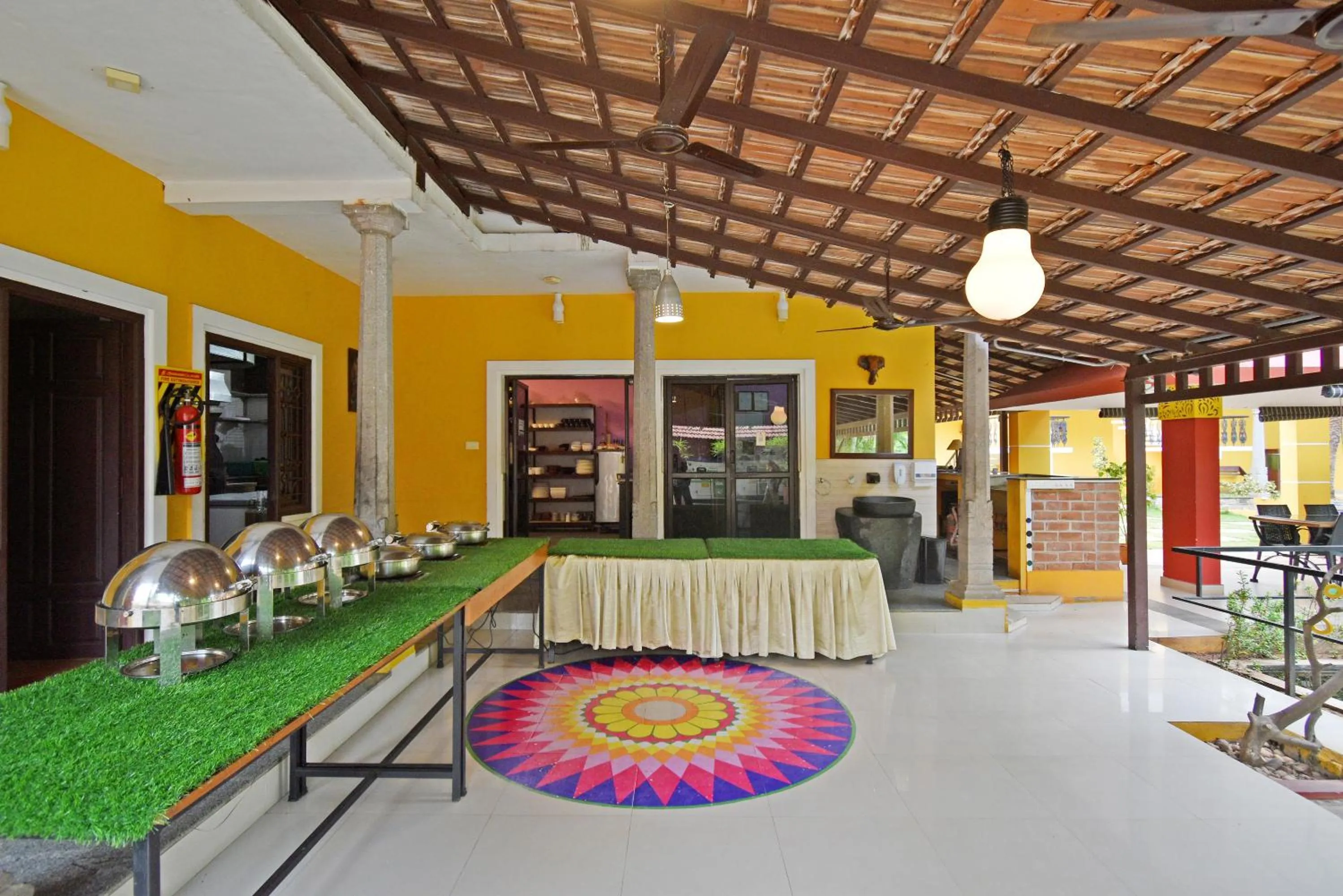 Restaurant/places to eat in Poppys Olive de' villa