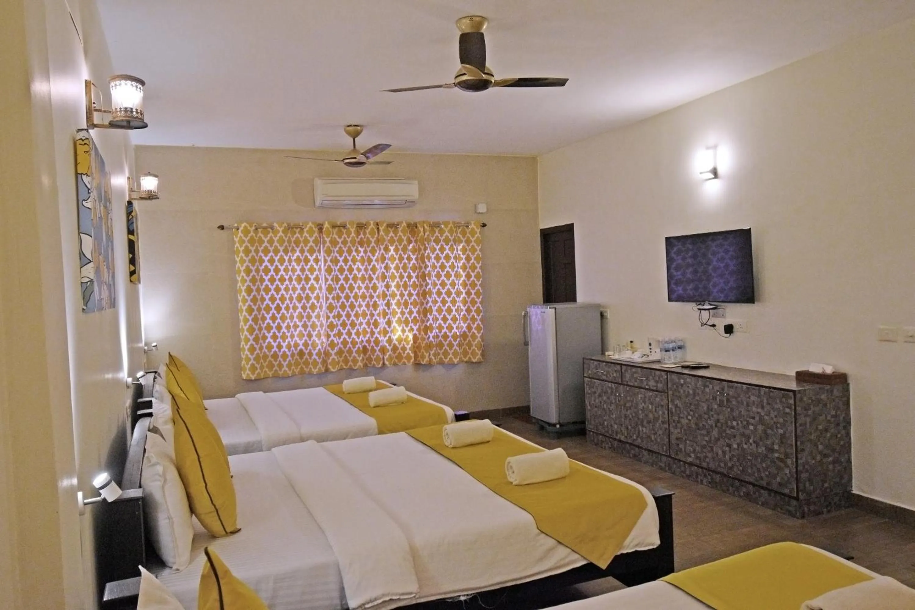 Bed in Poppys Olive de' villa