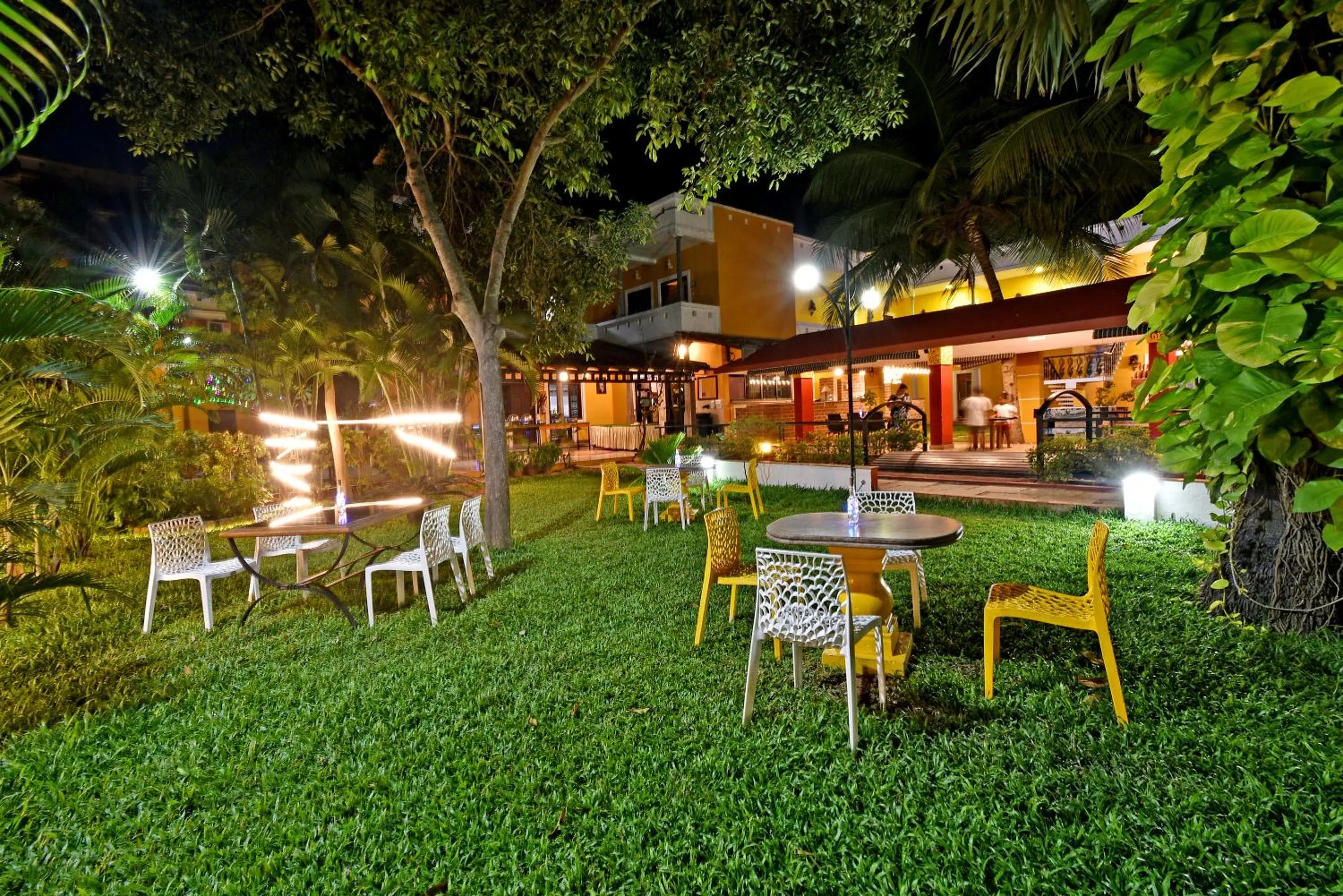 Garden in Poppys Olive de' villa