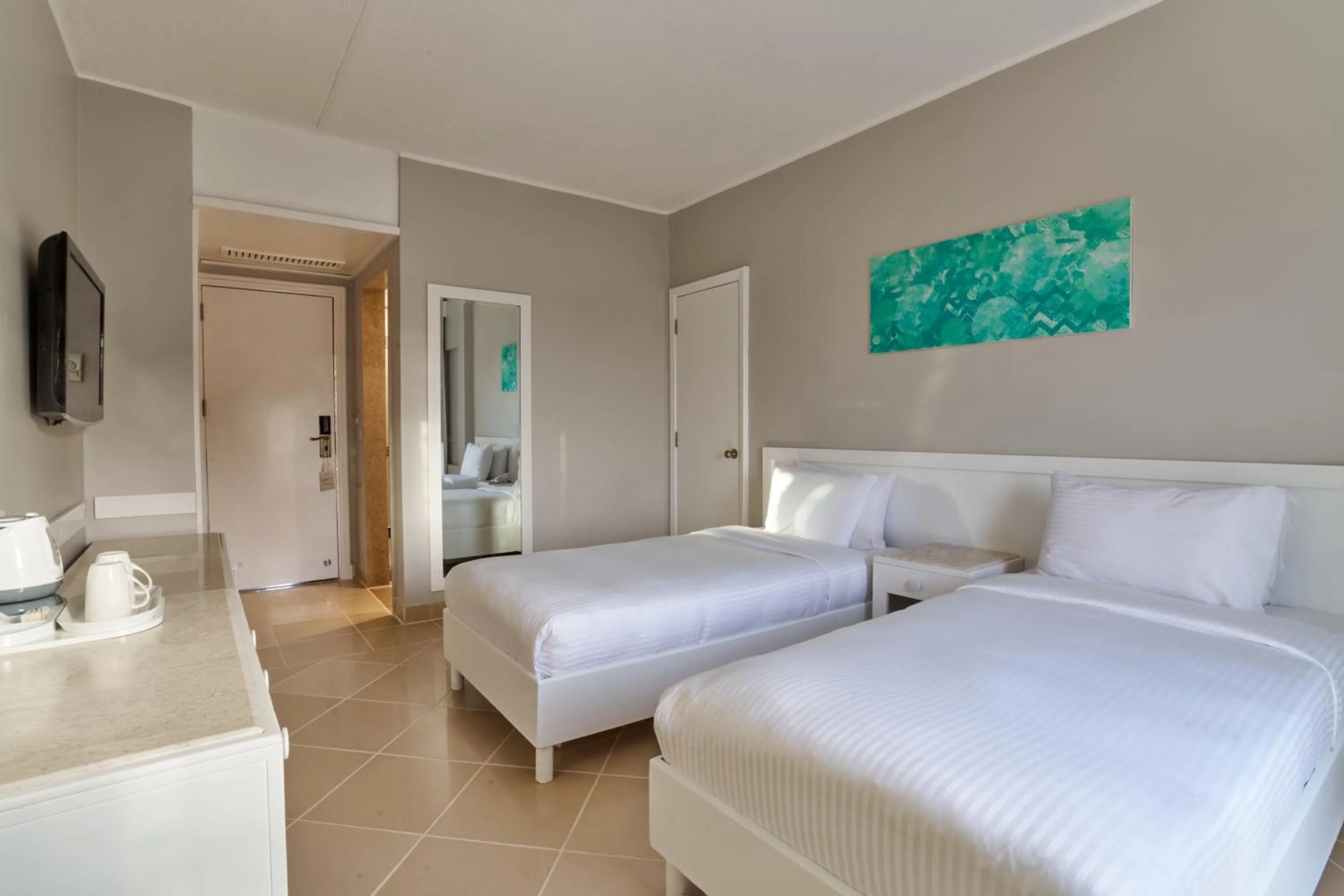 Bedroom, Bed in Steigenberger Aqua Magic, All inclusive