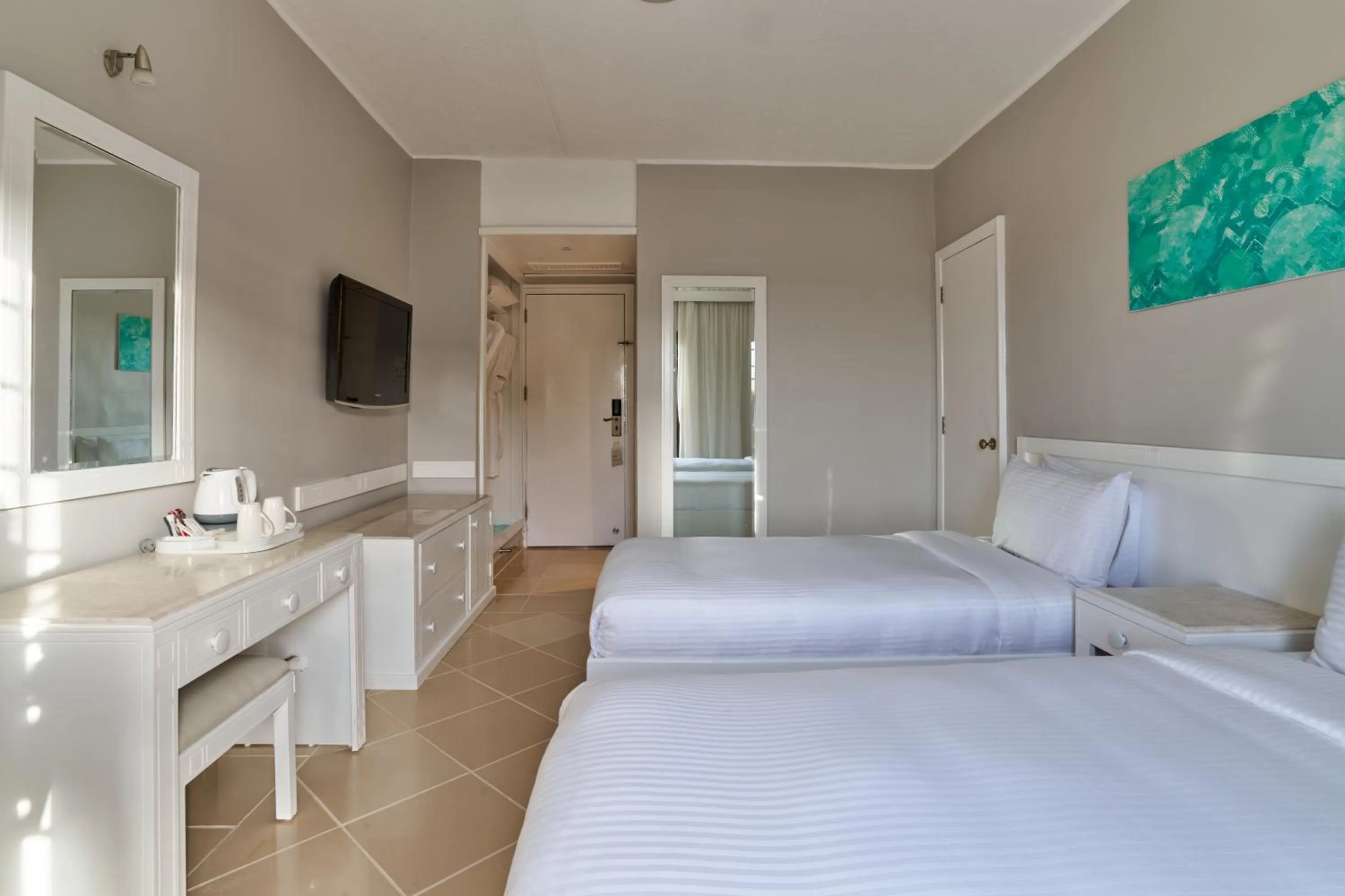 TV and multimedia, Bed in Steigenberger Aqua Magic, All inclusive