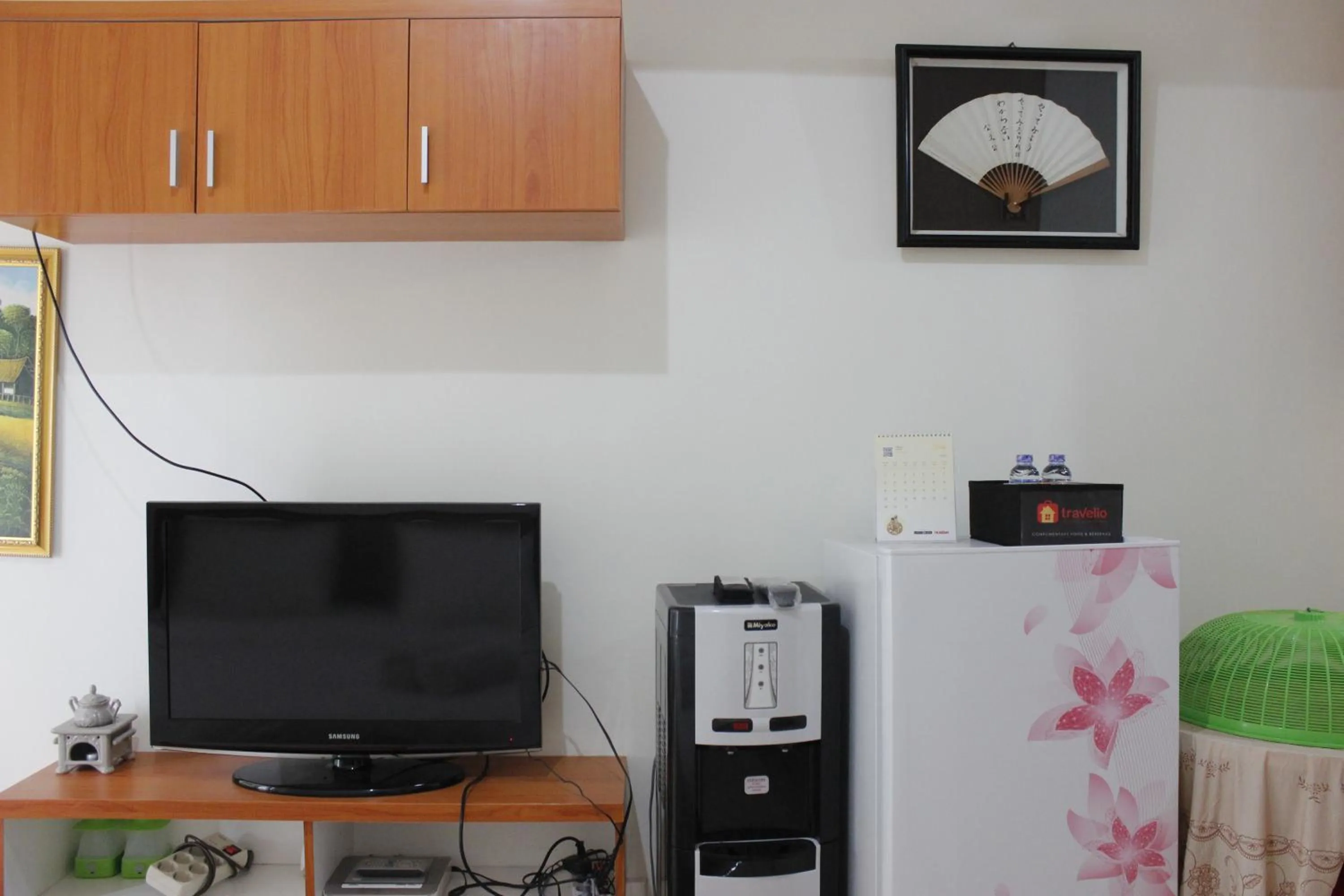 Compact Studio Tamansari Panoramic Apartment By Travelio