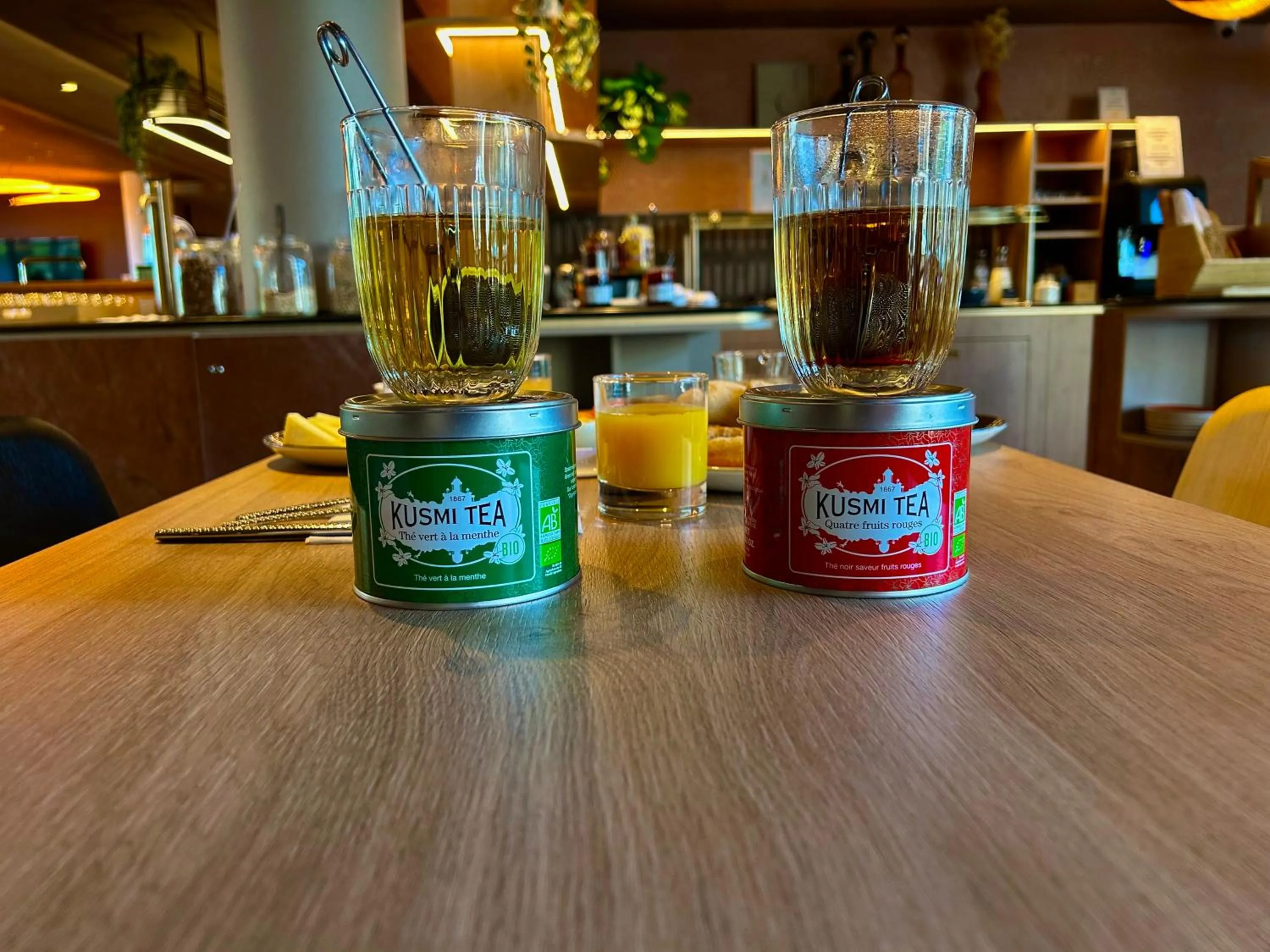 Breakfast in Novotel Suites Clermont Ferrand Polydome