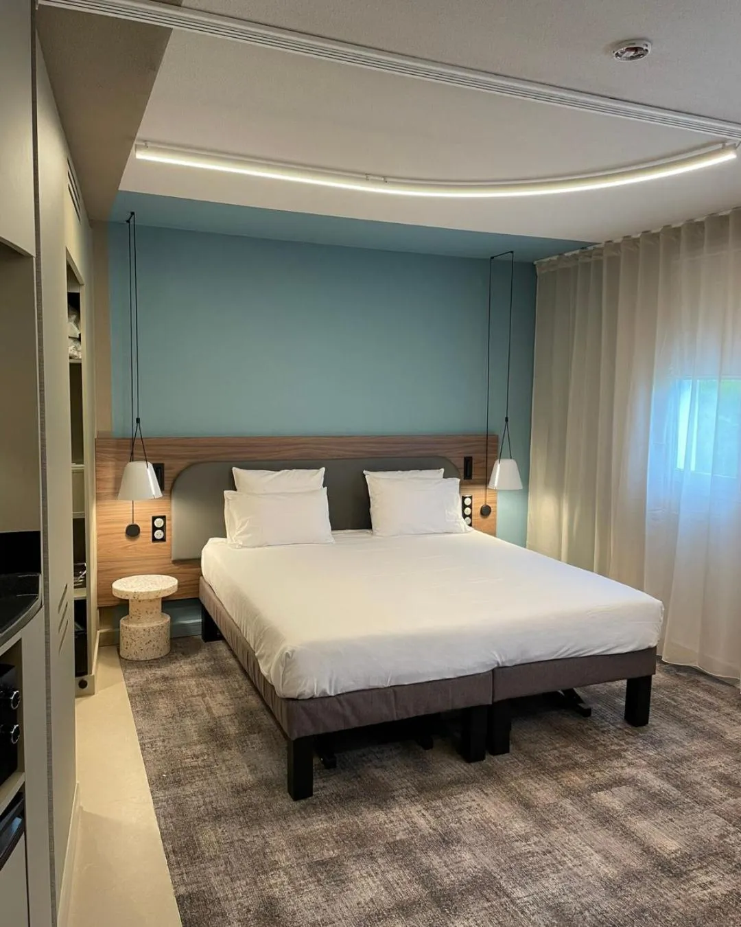 Bed in Novotel Suites Clermont Ferrand Polydome