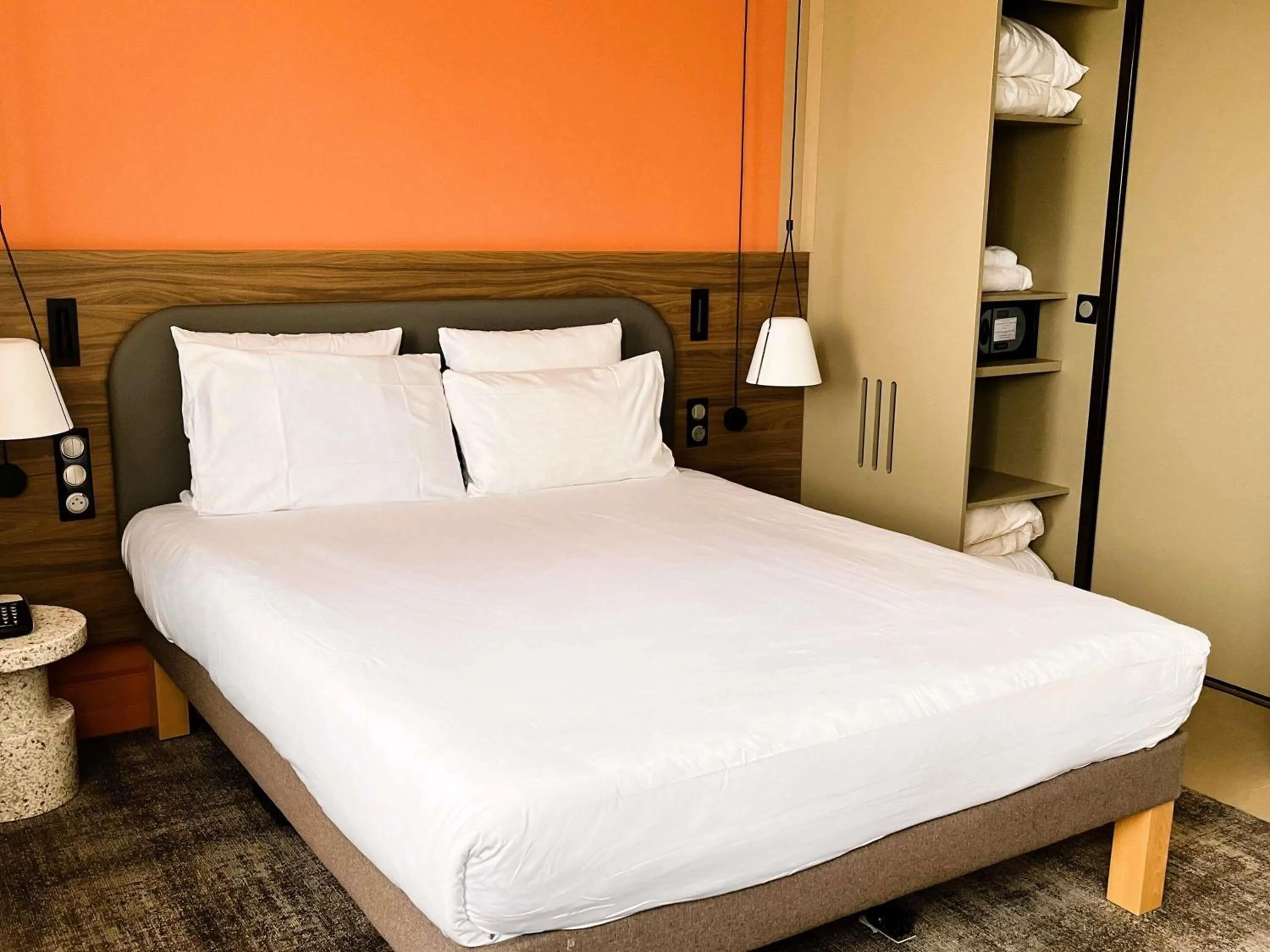 Superior Double Suite with Sofa Bed in Novotel Suites Clermont Ferrand Polydome