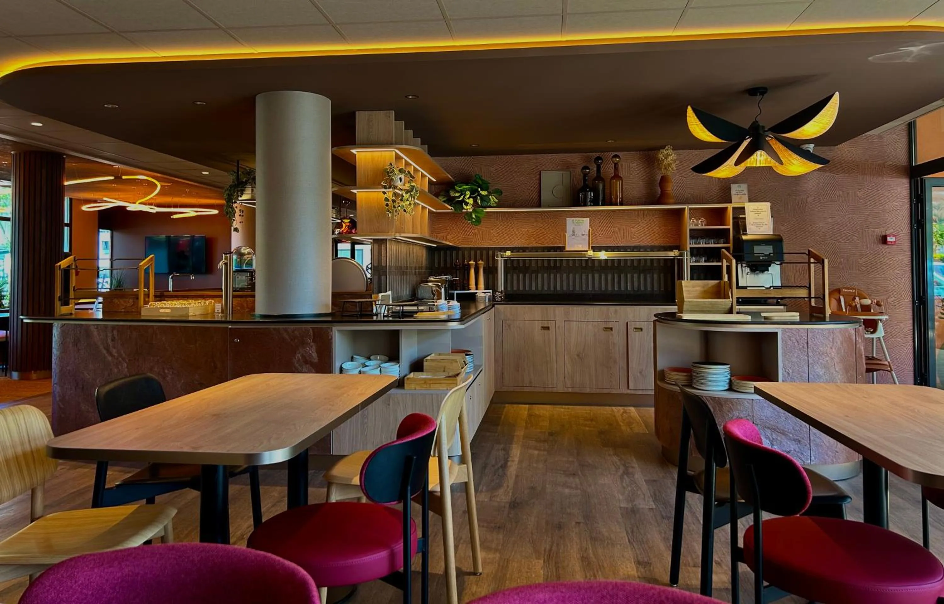 Breakfast in Novotel Suites Clermont Ferrand Polydome