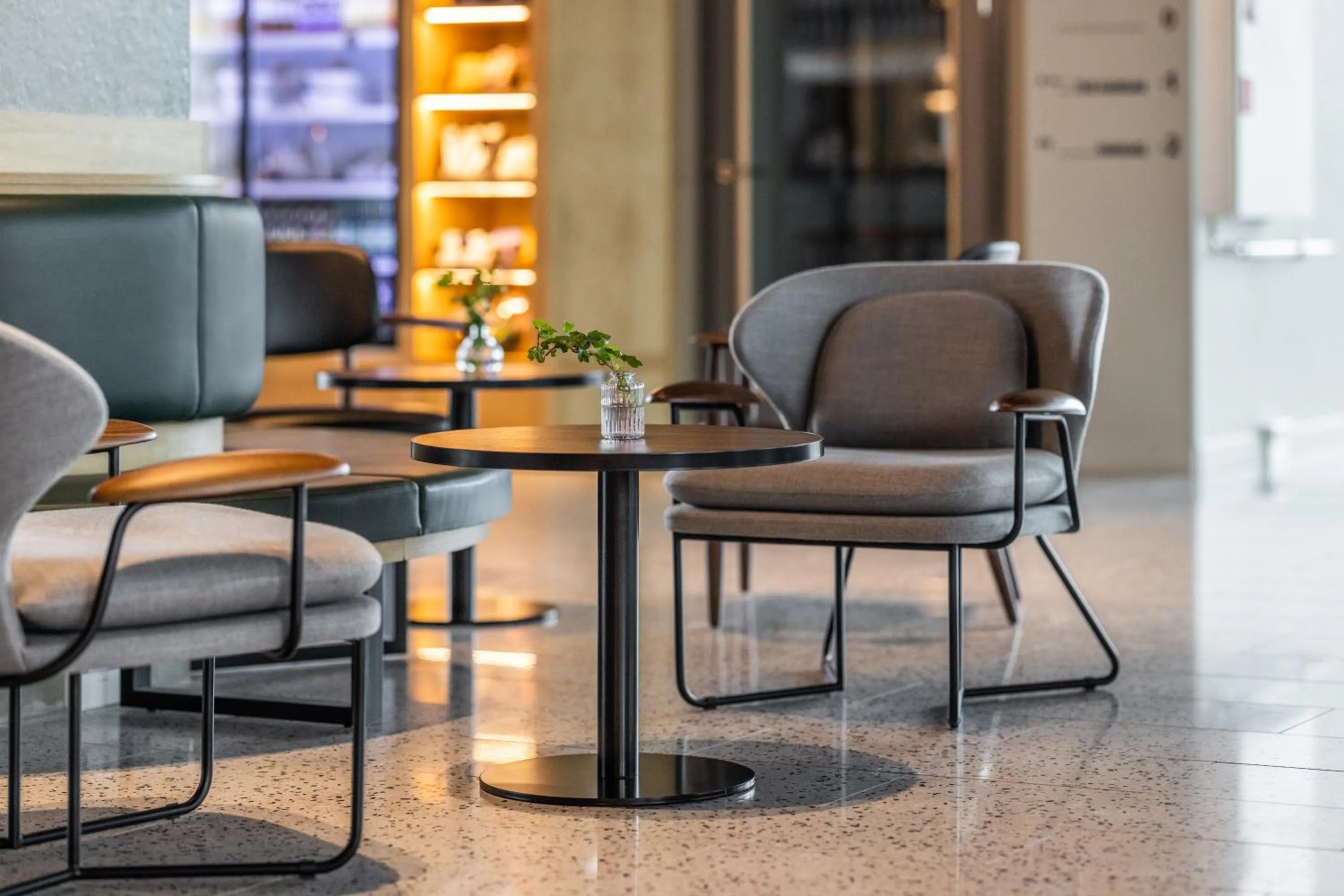 Lobby or reception in Comfort Hotel Copenhagen Airport