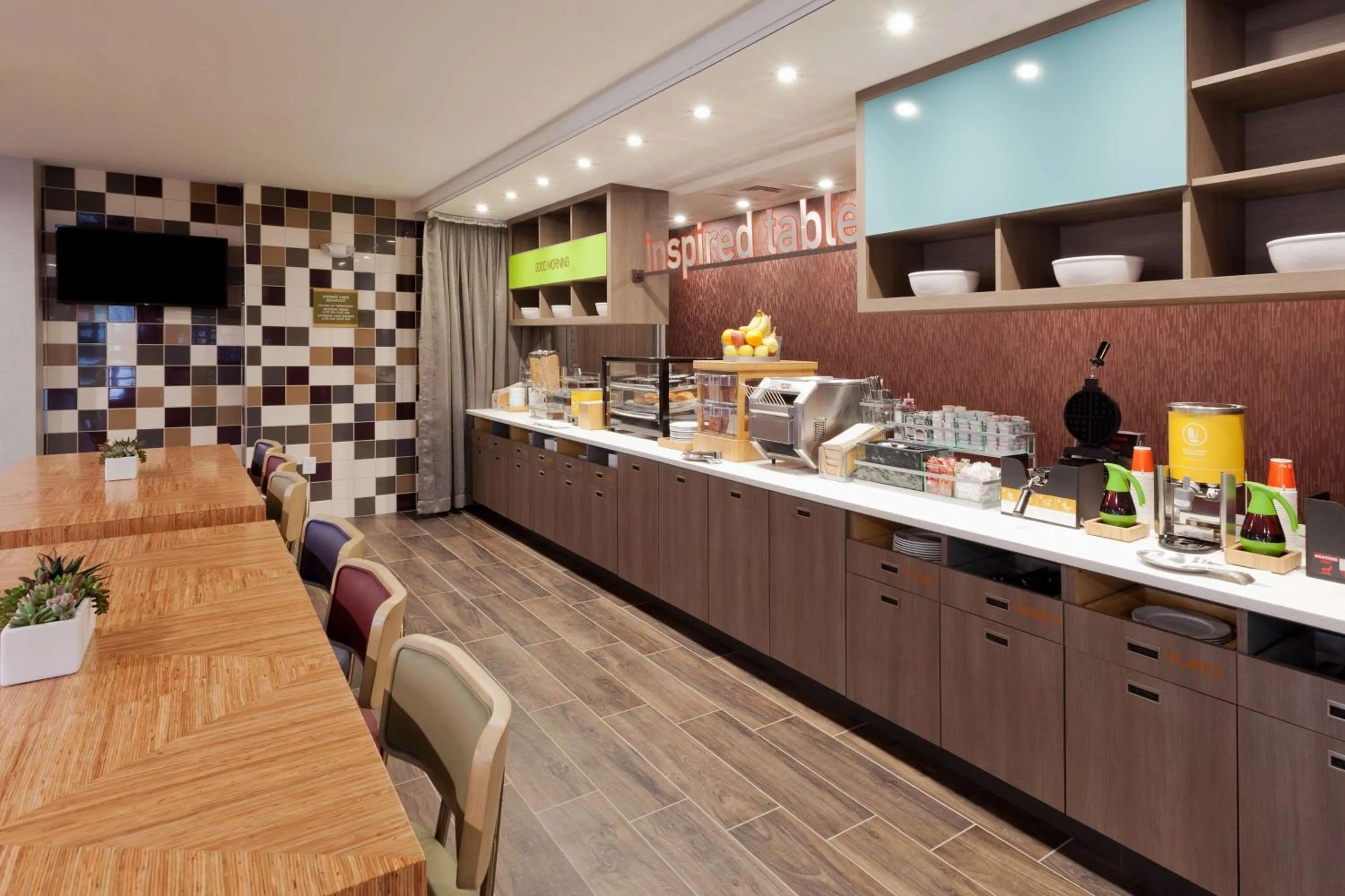 Breakfast in Home2 Suites By Hilton Alpharetta, Ga