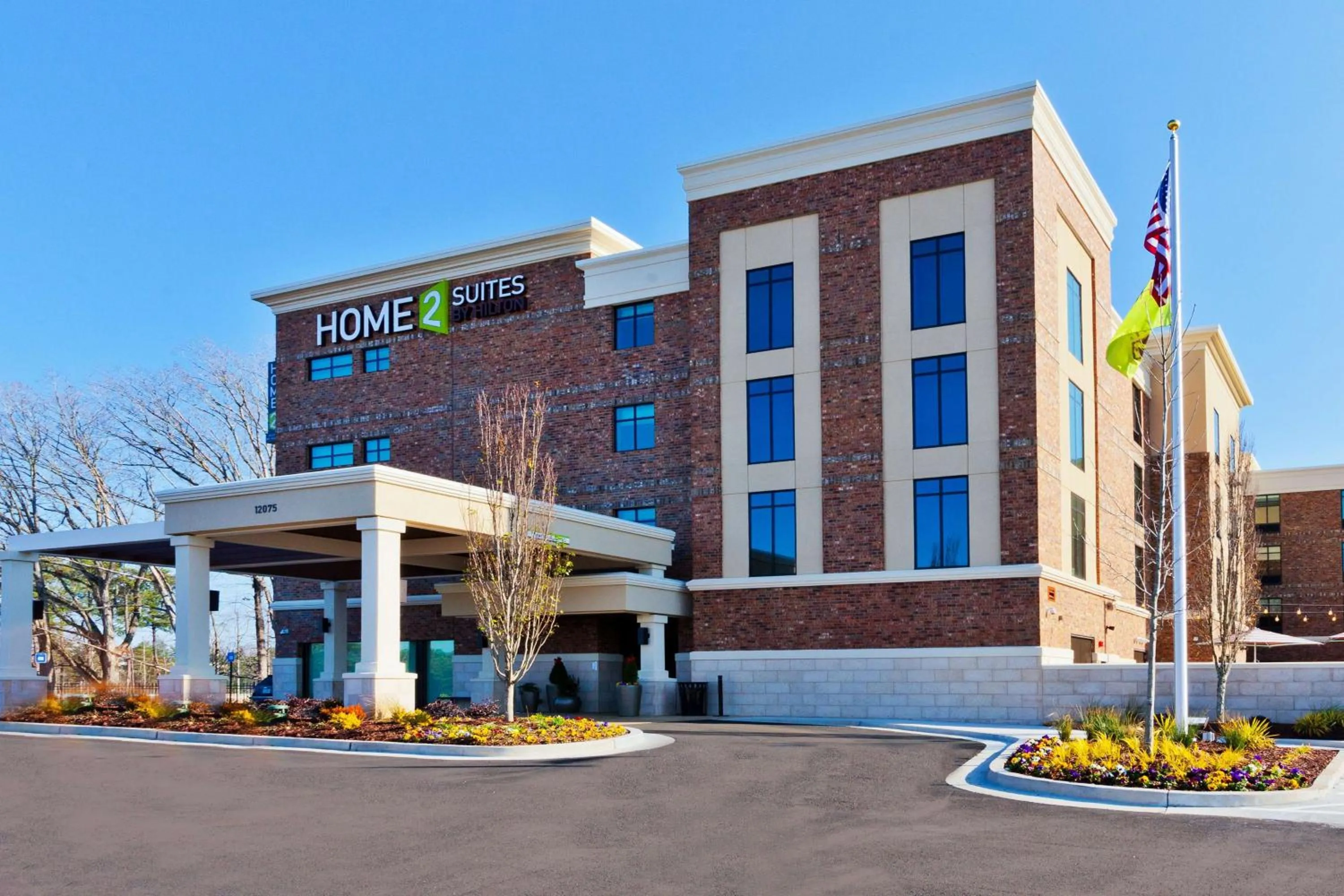 Property building in Home2 Suites By Hilton Alpharetta, Ga