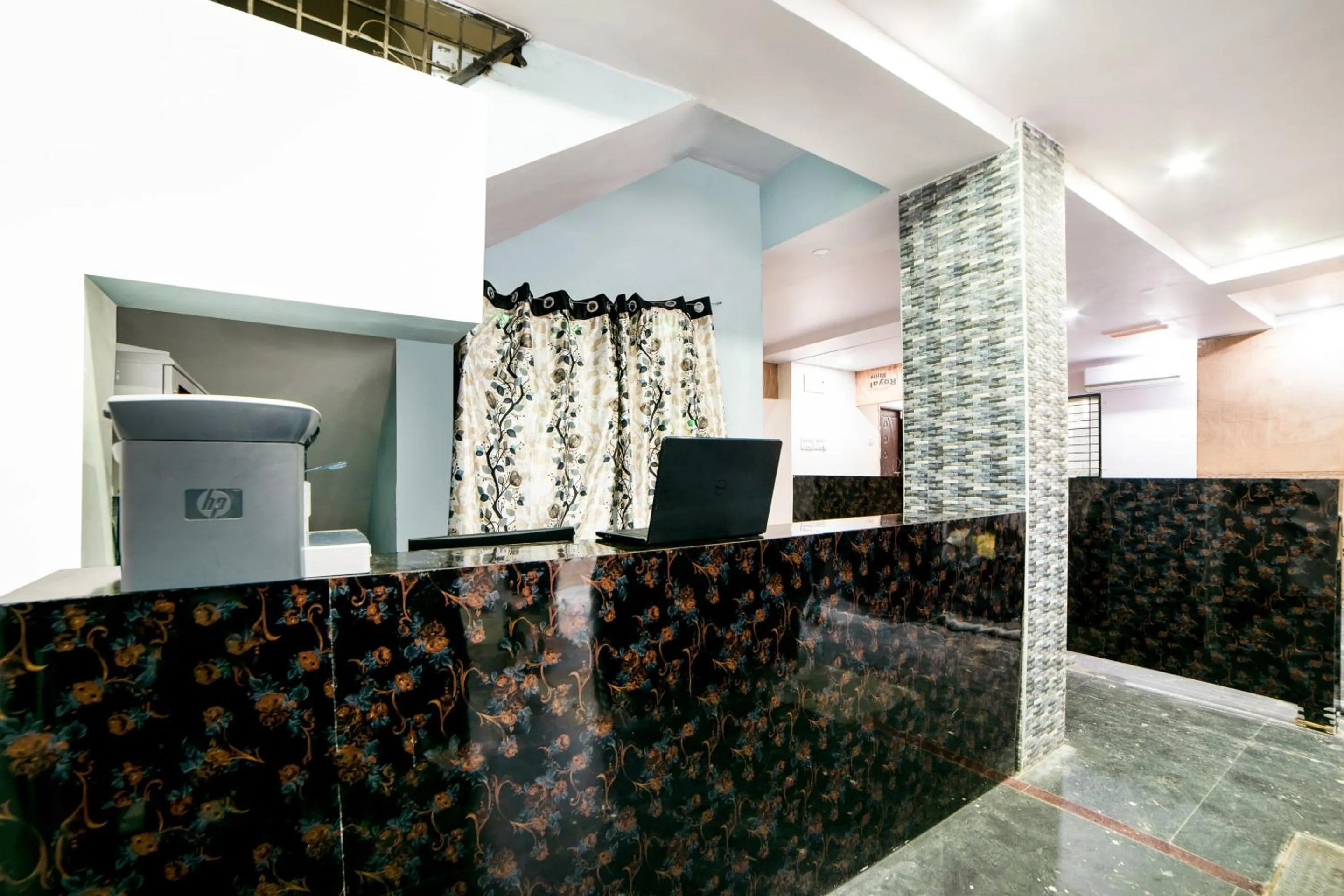 Lobby or reception in Super Hotel O Lucky Hotels Gachibowli