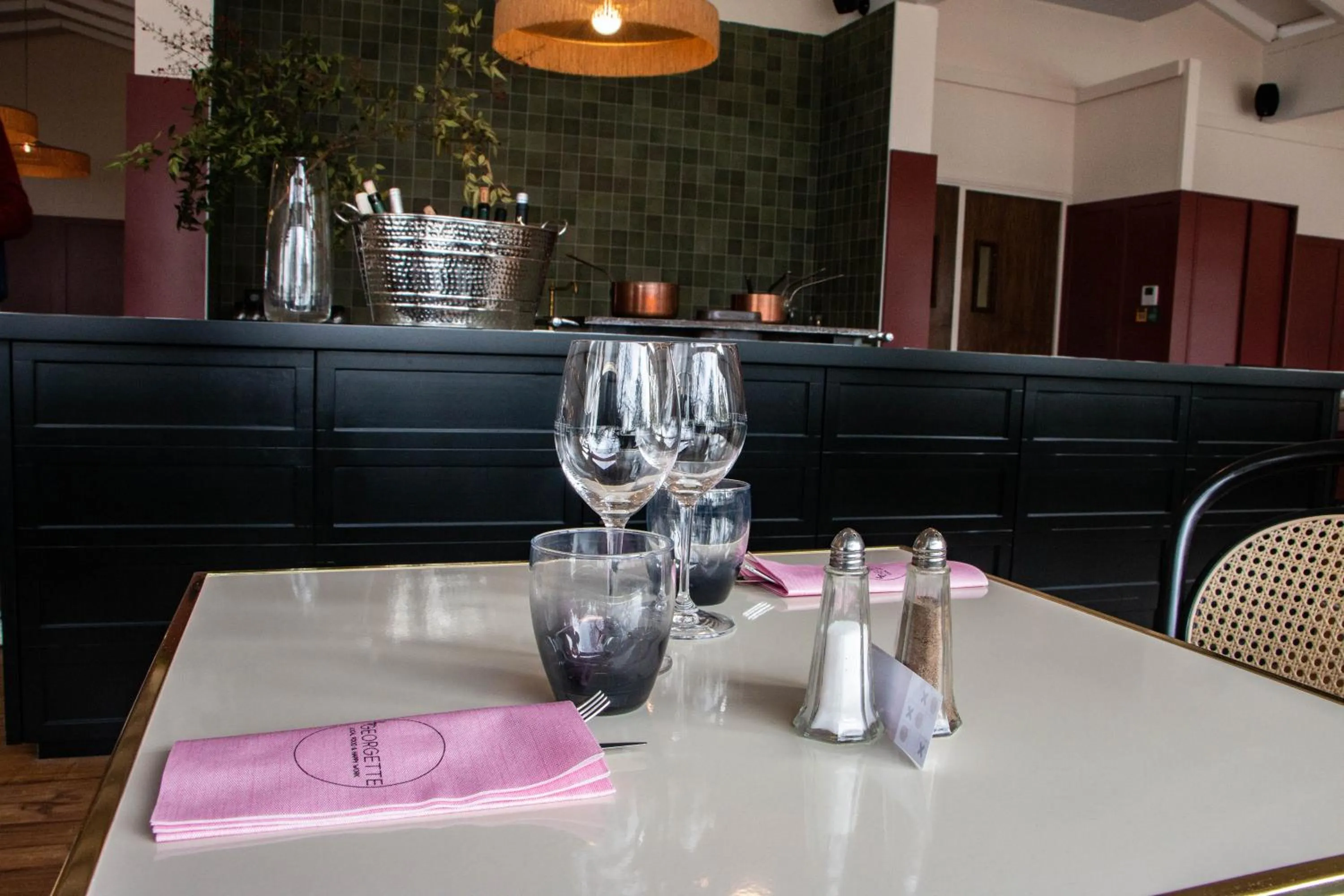 Restaurant/places to eat in Best Western Porte du Forez