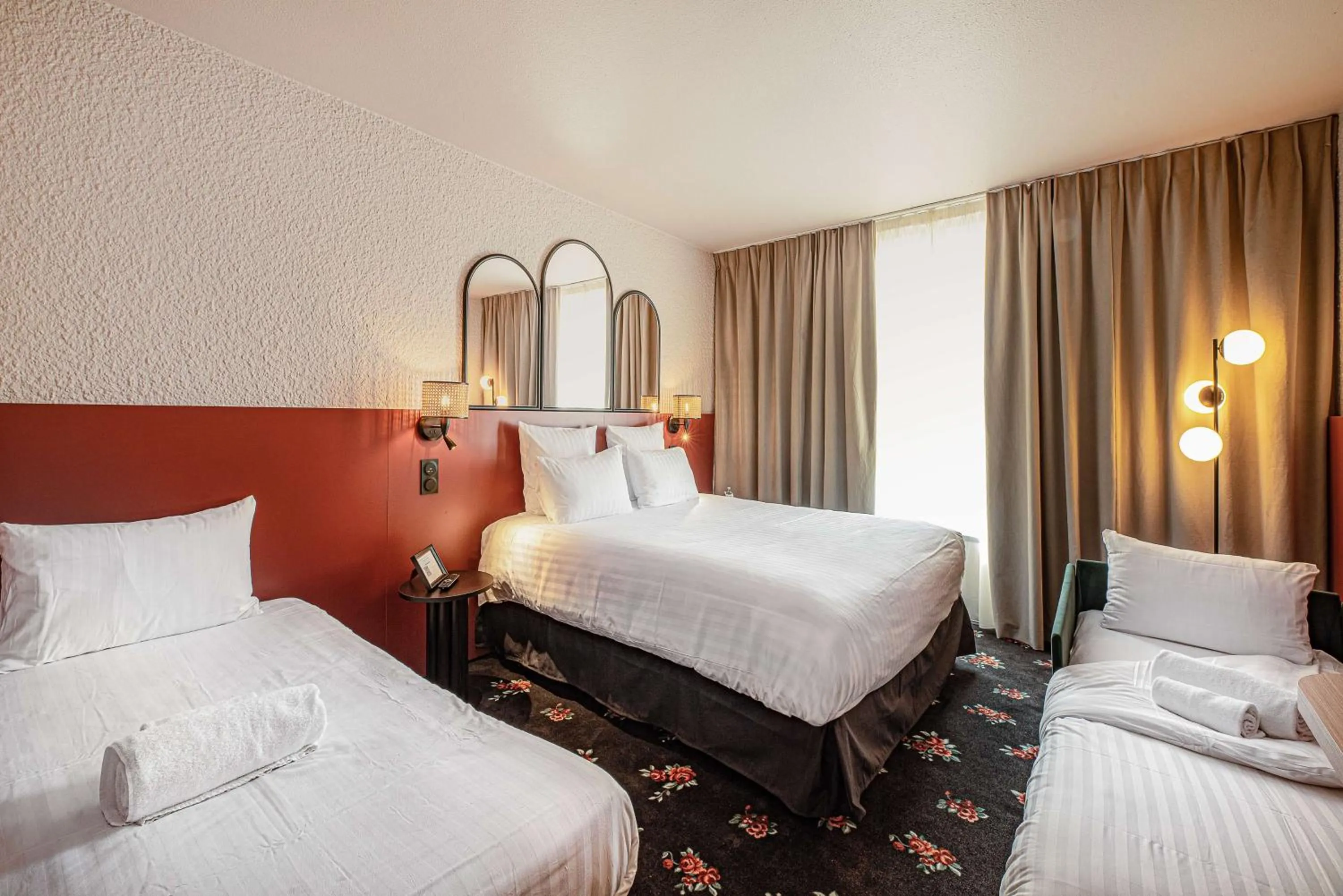 Bedroom, Bed in Best Western Porte du Forez