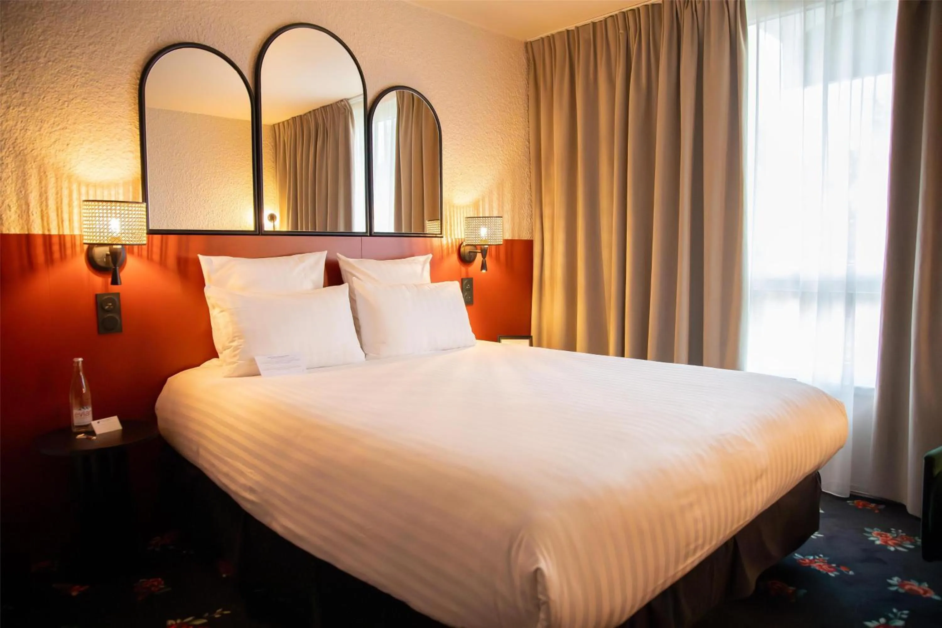 Bedroom, Bed in Best Western Porte du Forez